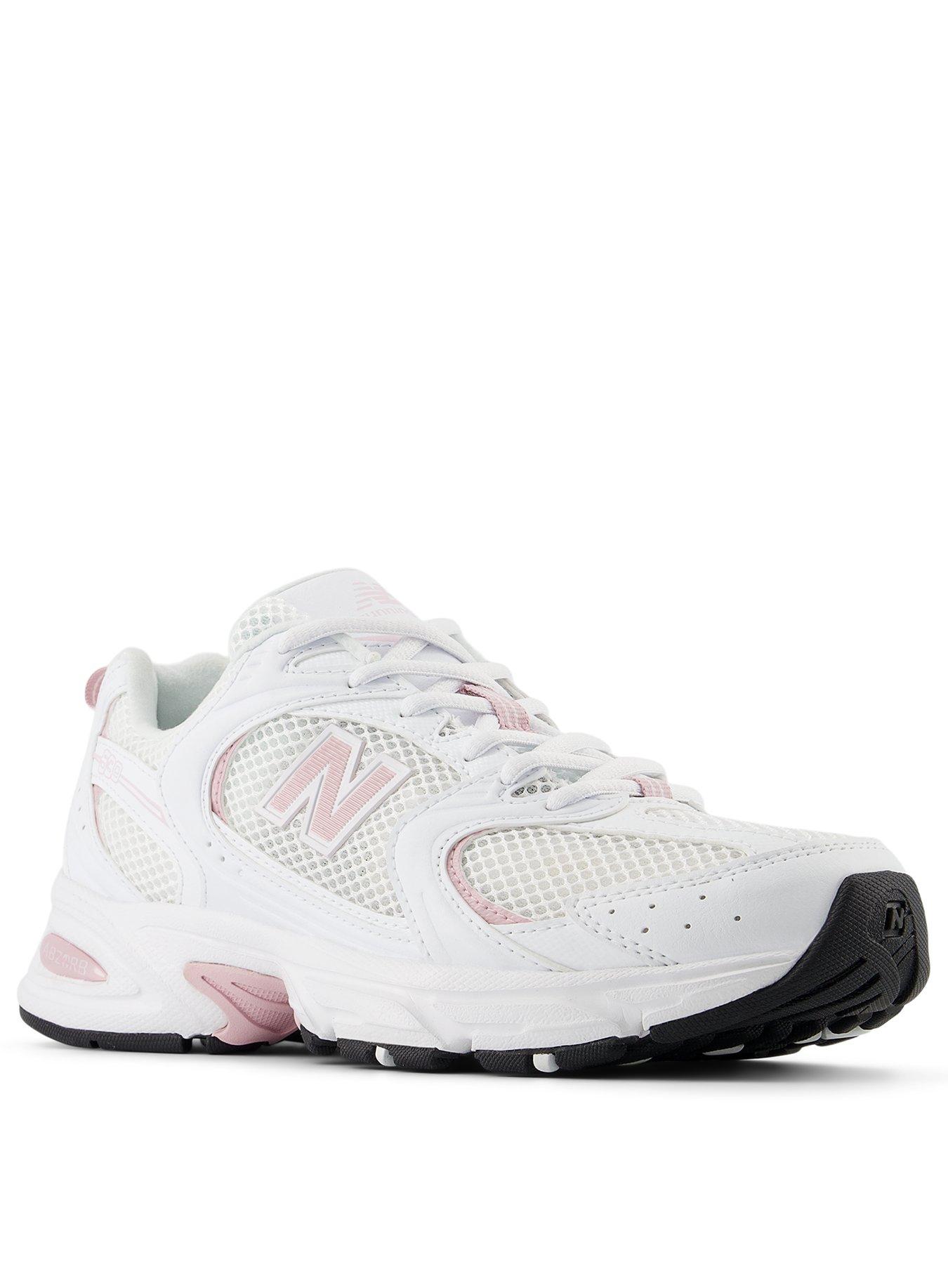 new-balance-womens-530-trainersstillFront