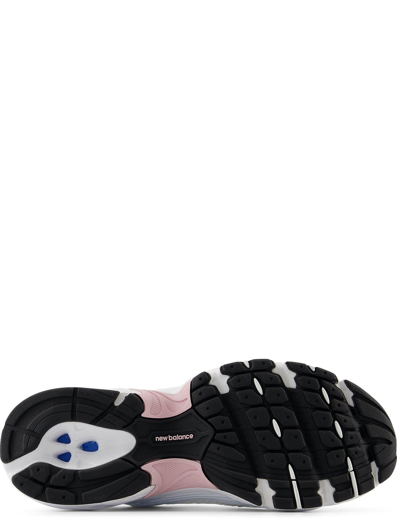 new-balance-womens-530-trainersdetail