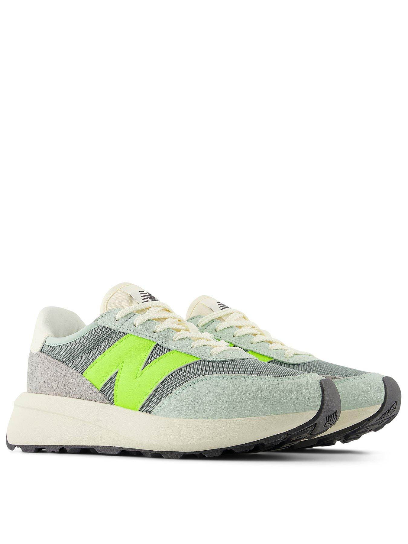 new-balance-unisex-370-trainers-juniperstillFront