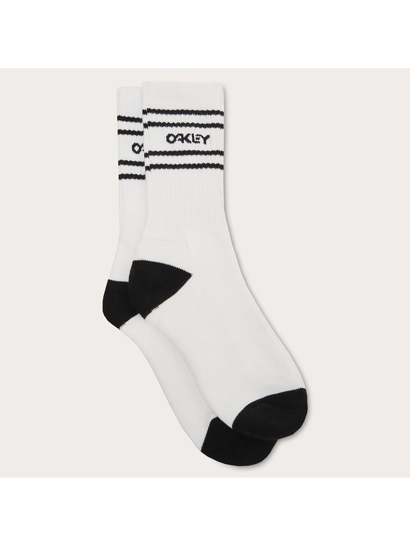 oakley-mens-icon-b1b-socks-20-whiteoutfit