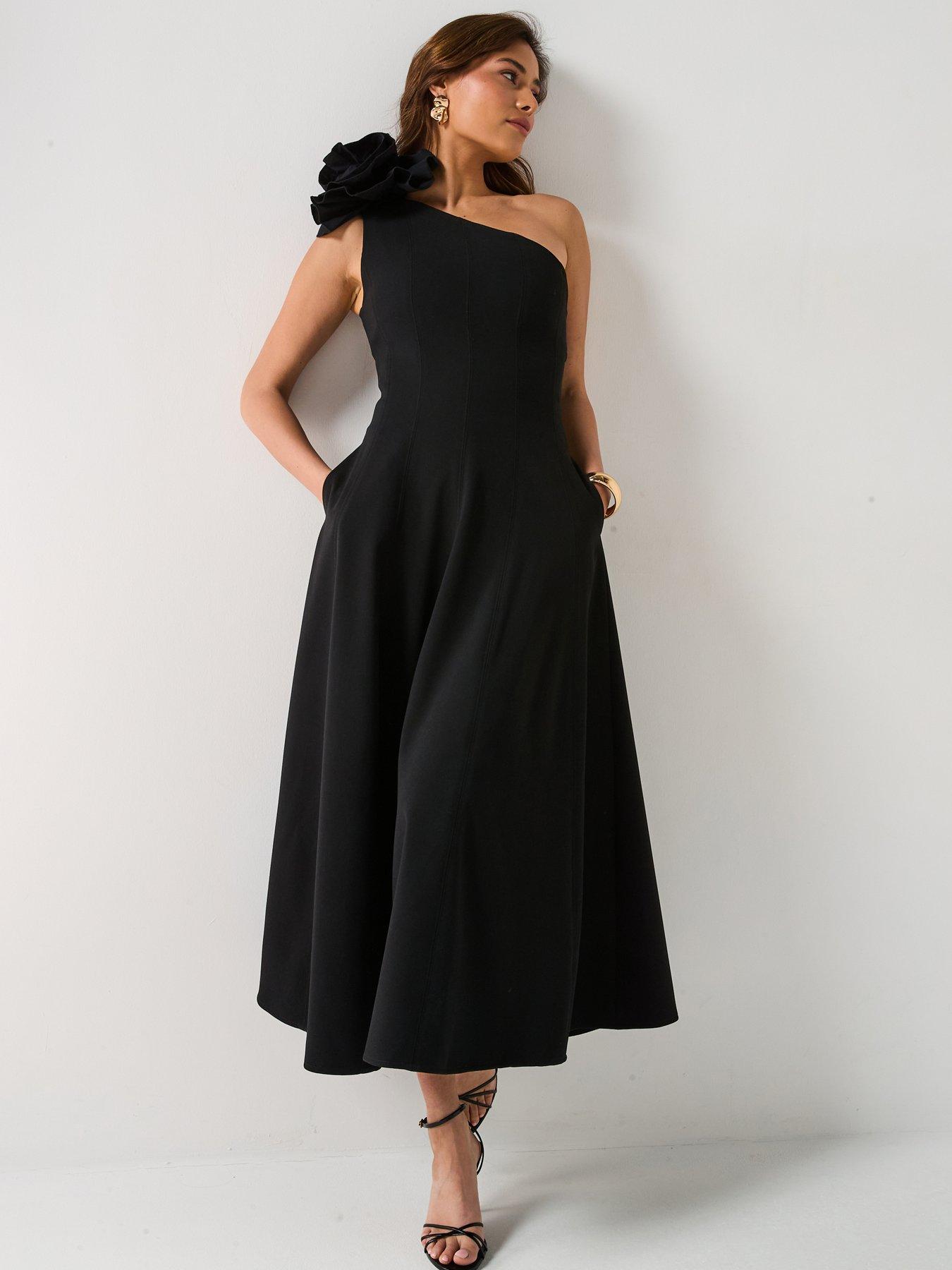 Midi (Knee) | Black | One Shoulder | Very