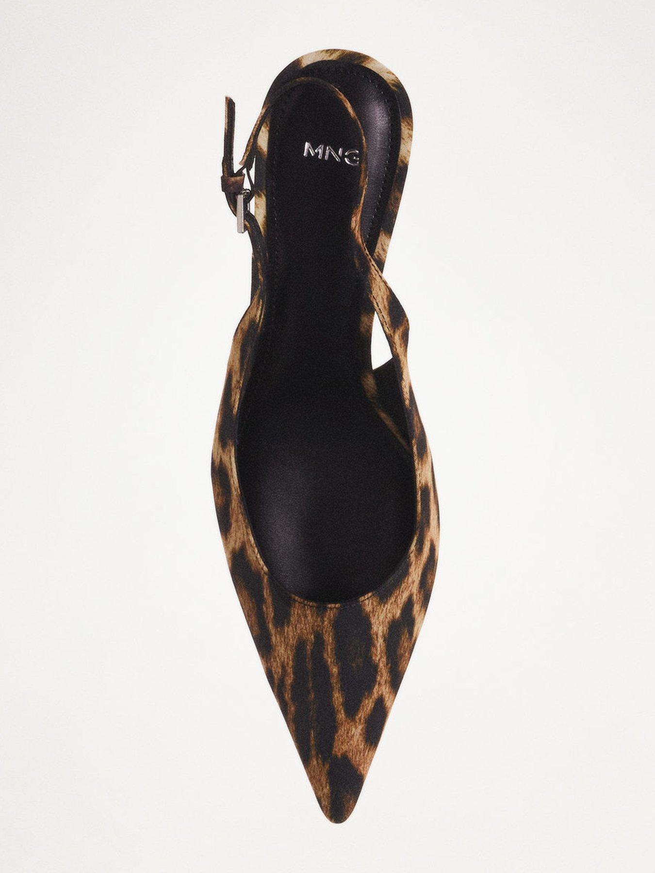 mango-leopard-kitten-heels-blackoutfit