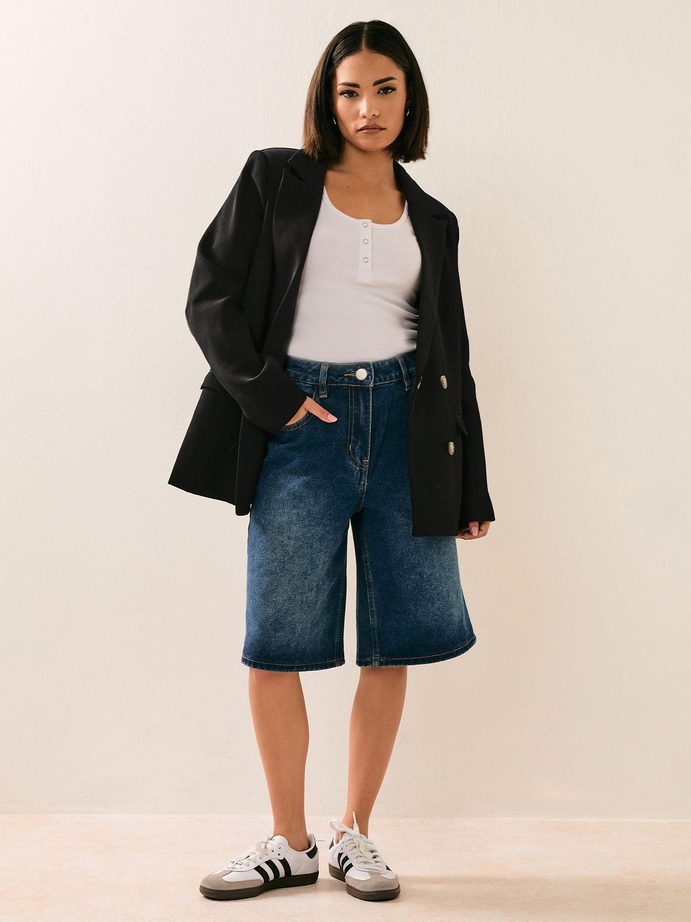 Image 3 of 4 of PixieGirl Petite Double Breasted Oversized Blazer - Black