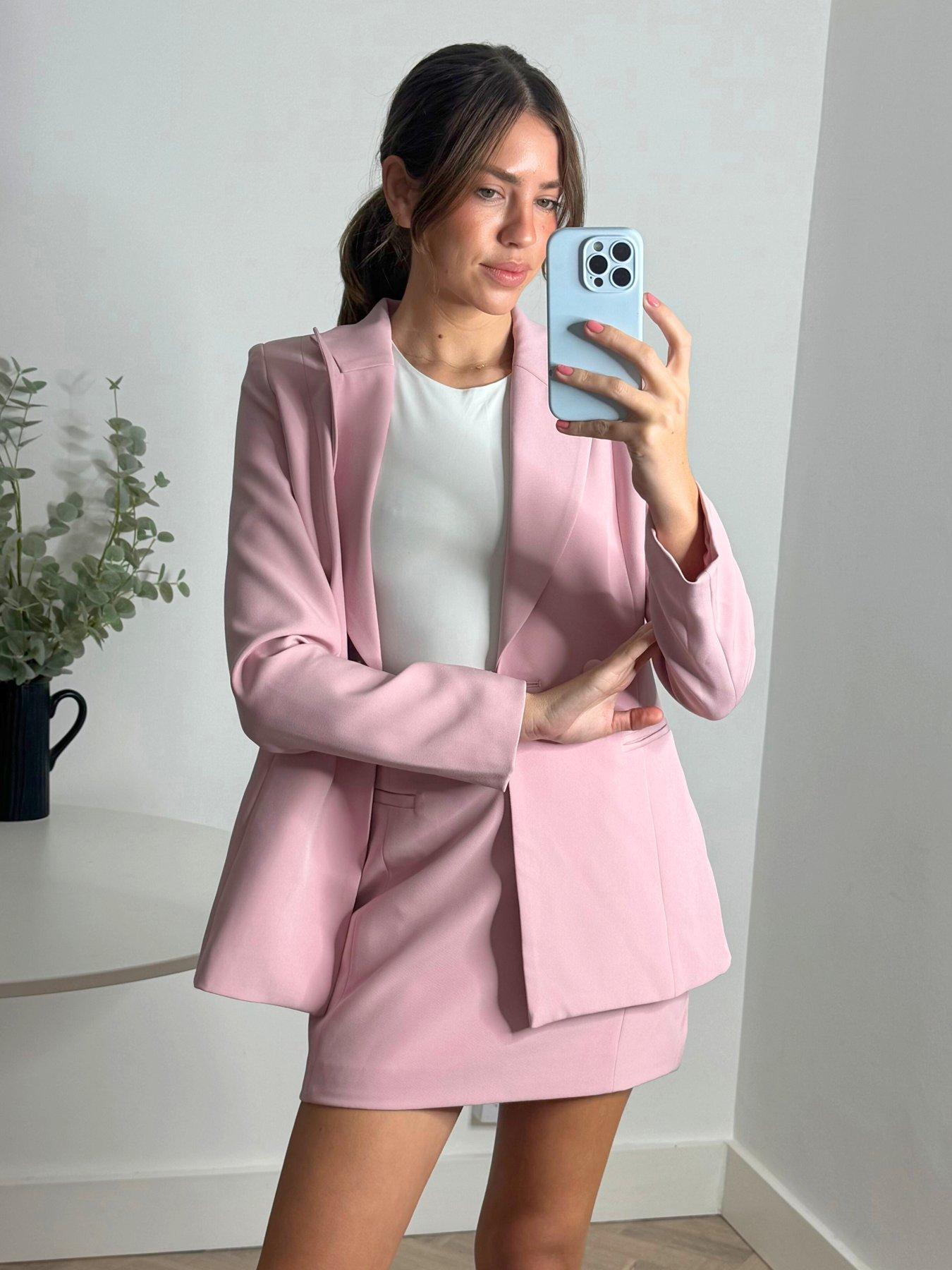 style-cheat-button-blazer-pinkback