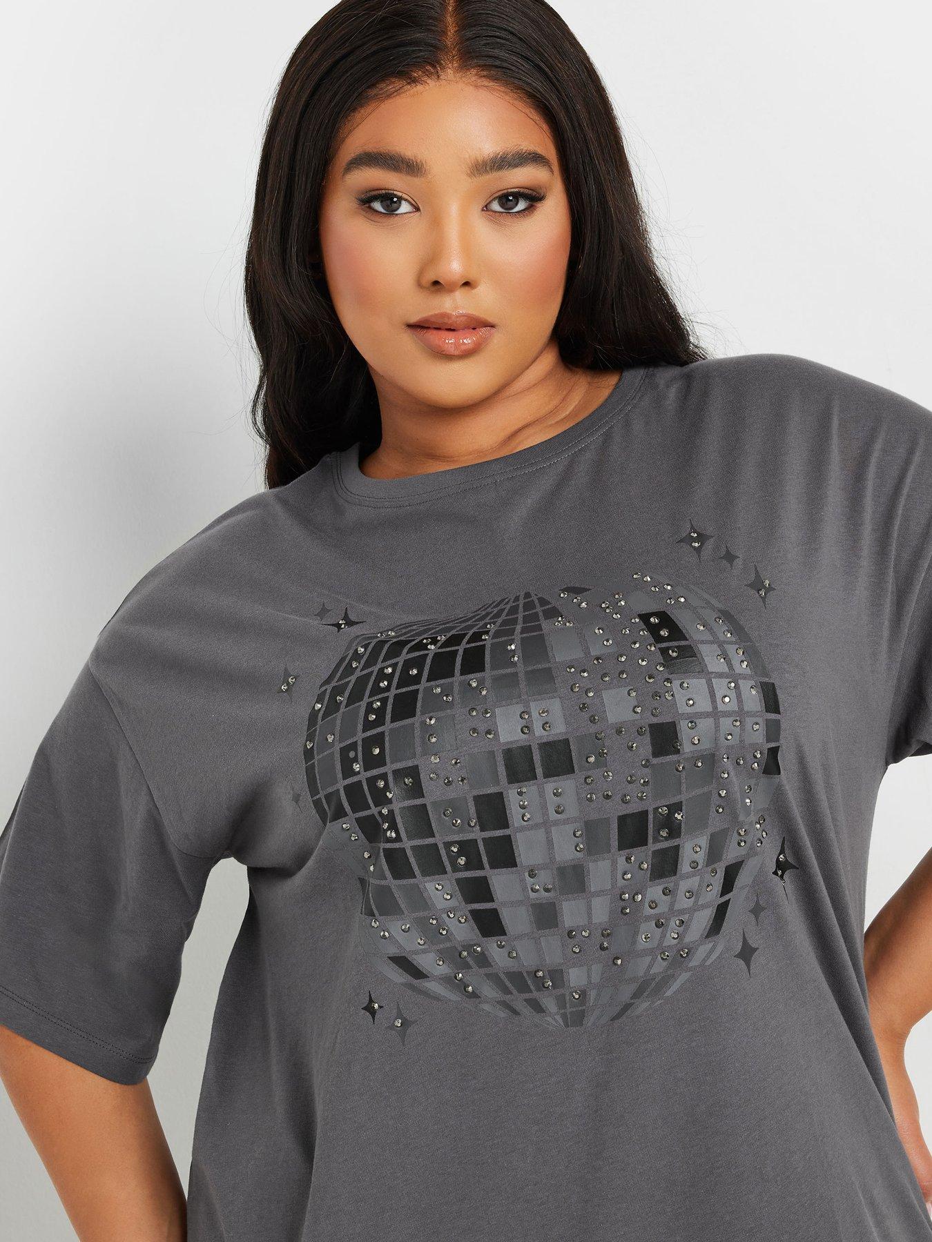 yours-curve-disco-ball-placement-print-t-shirtoutfit