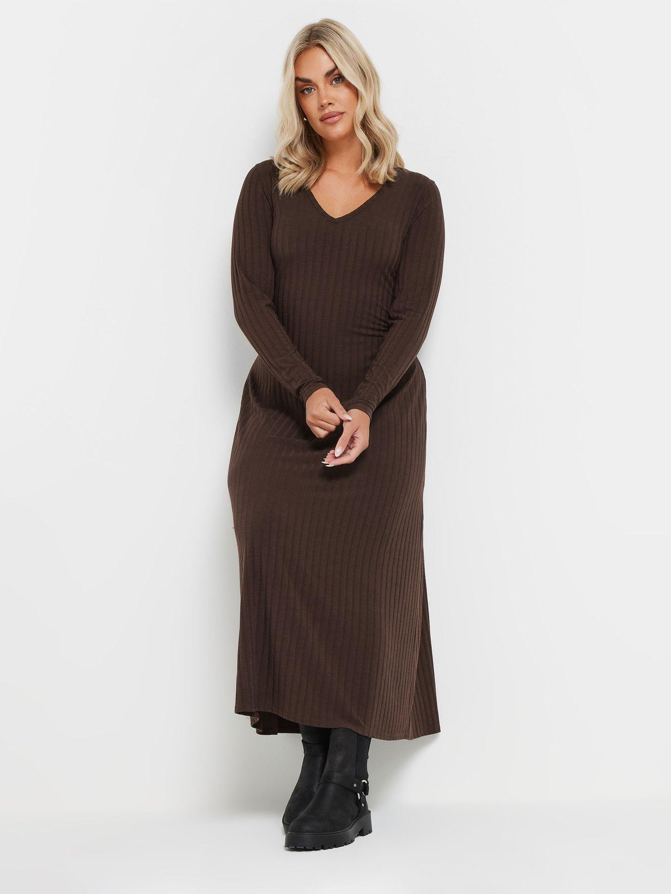 yours-curve-v-neck-rib-flare-dress-brownback