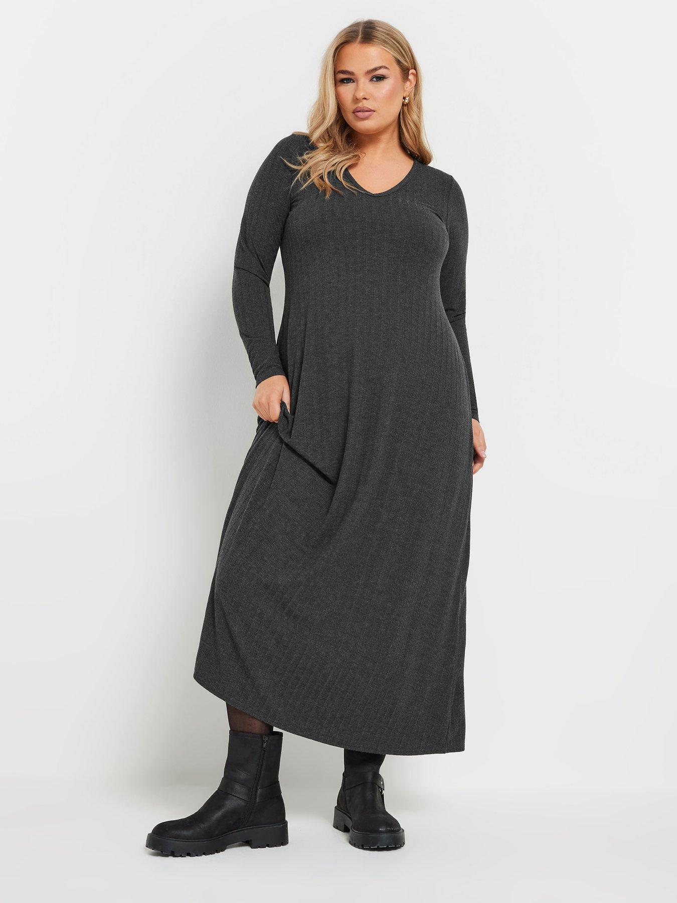 Image of Yours Curve V Neck Rib Flare Dress - Grey