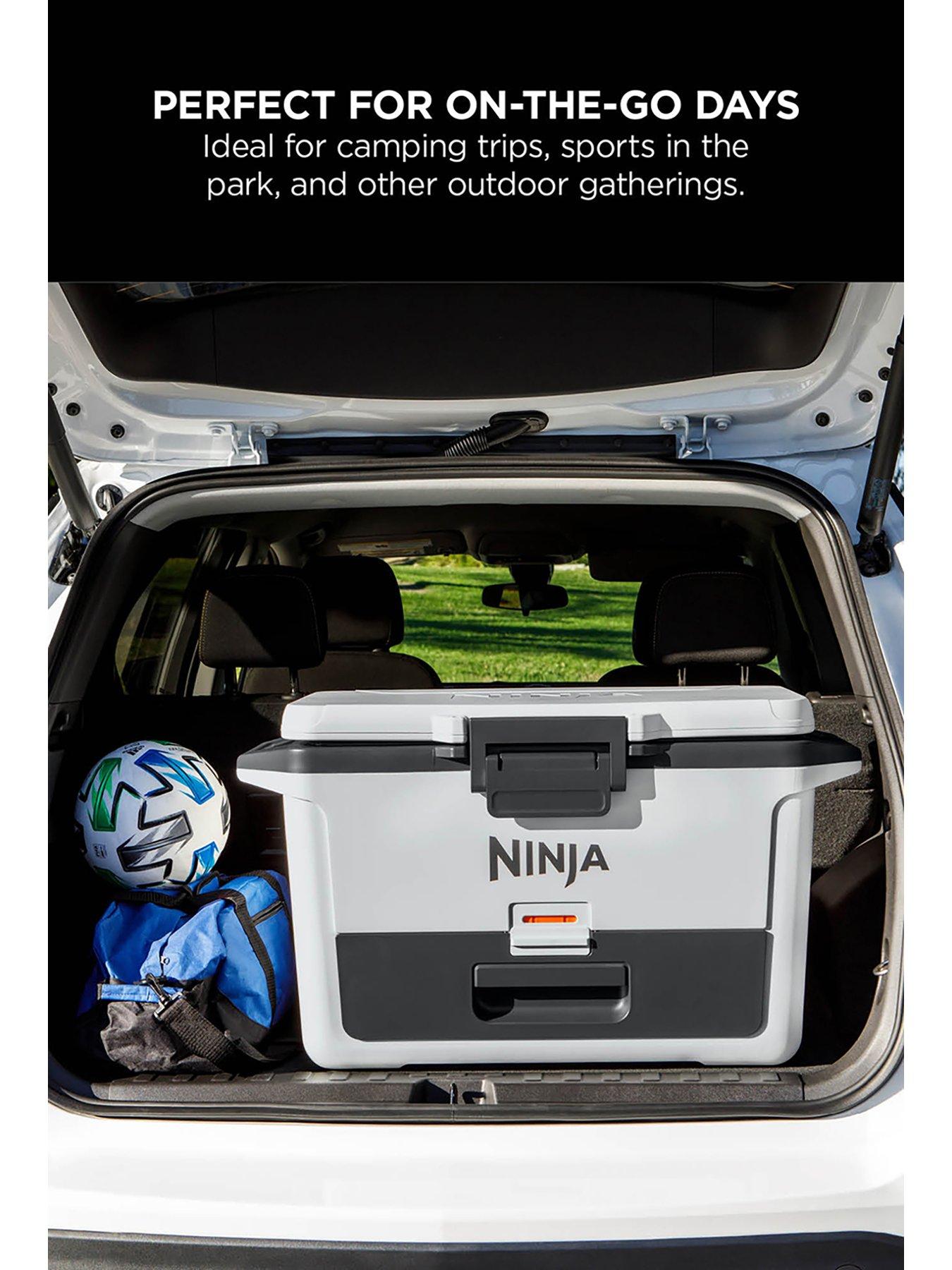 ninja-frostvault-50qt47l-hard-cooler-with-dry-zone-cloud-white-fb151ukwhstillFront