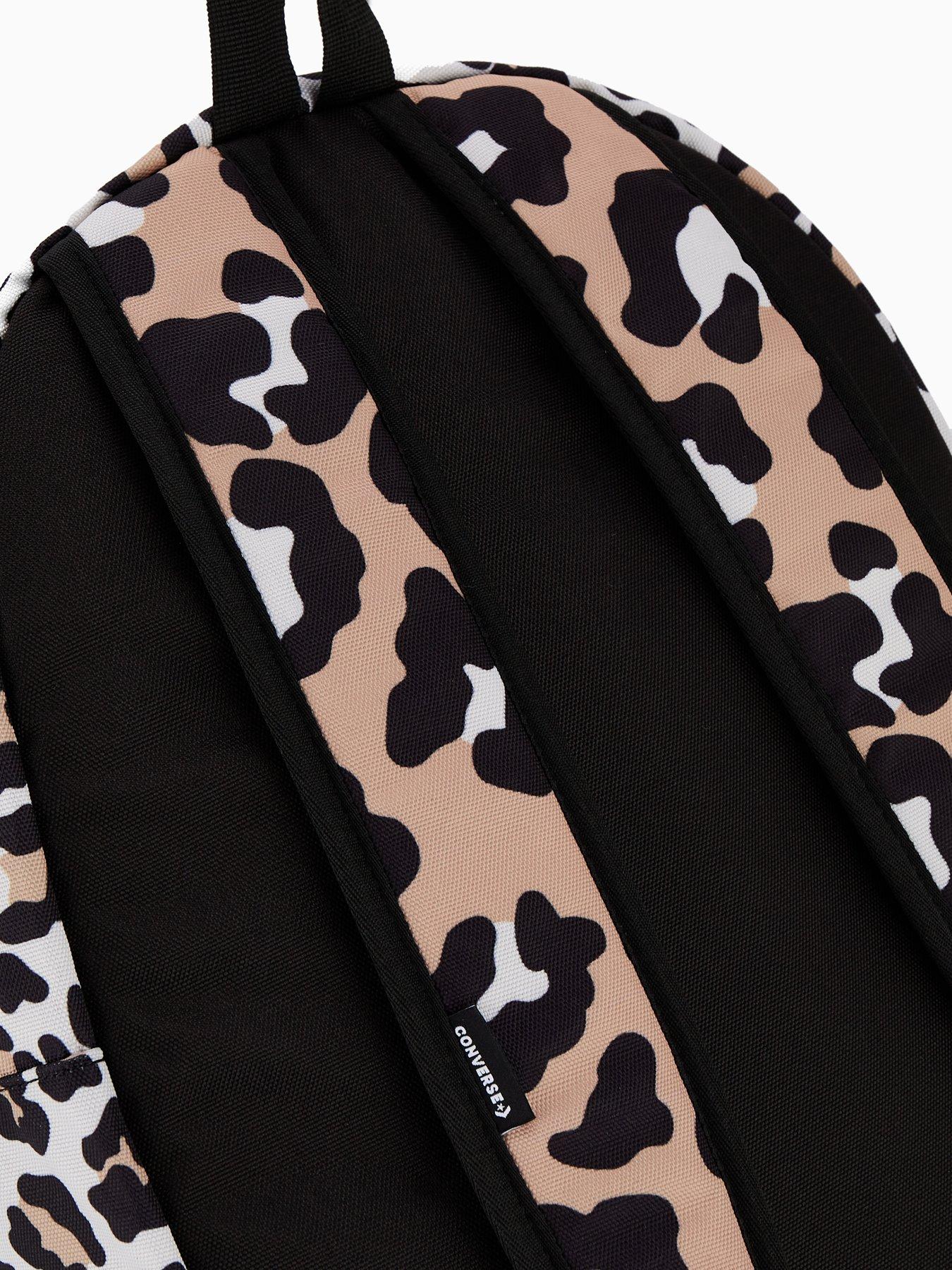 converse-womens-leopard-all-over-print-speed-2-chuck-patch-backpack-leopardoutfit