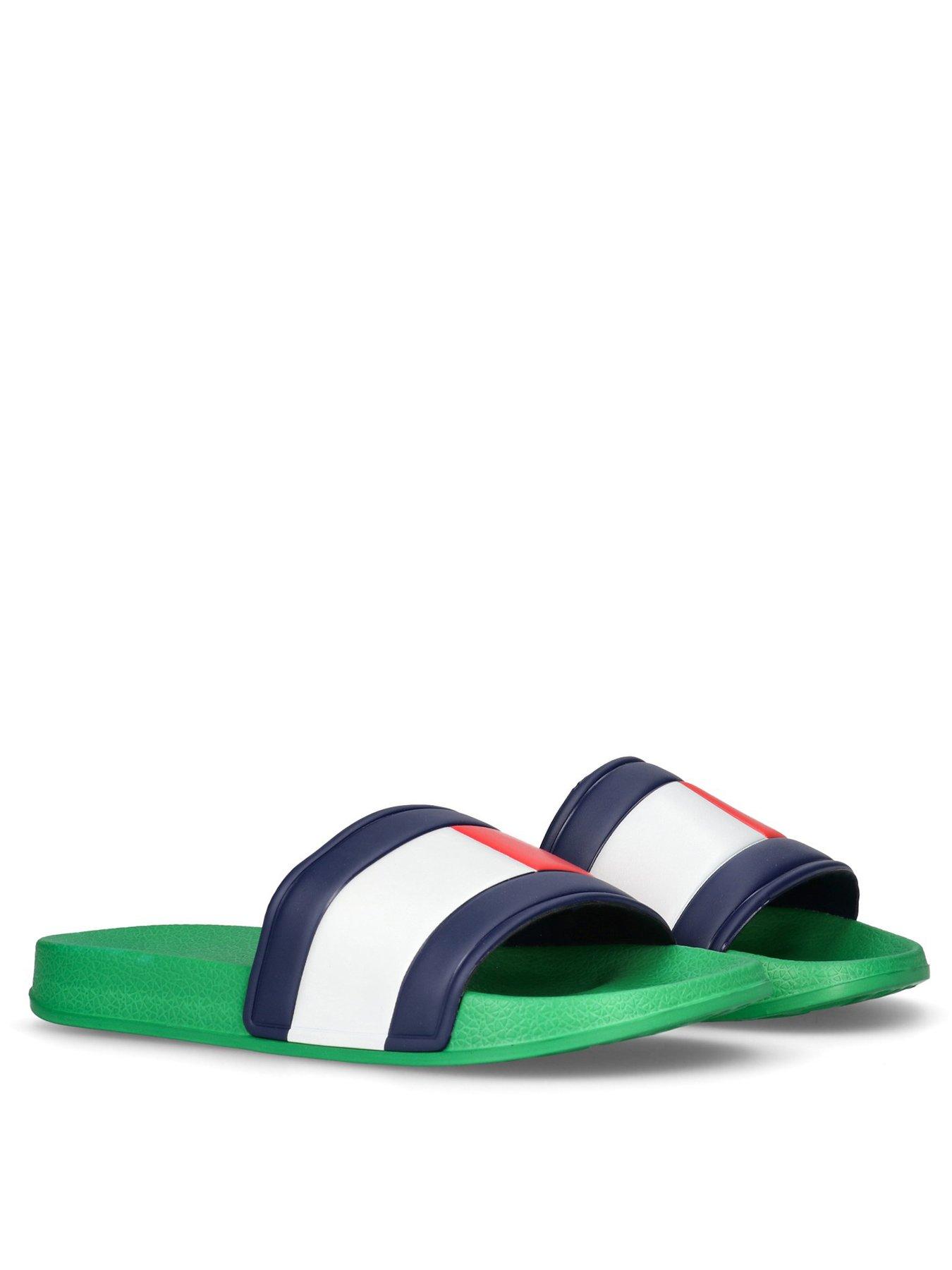 tommy-hilfiger-kids-flag-print-pool-sliders-greenstillFront