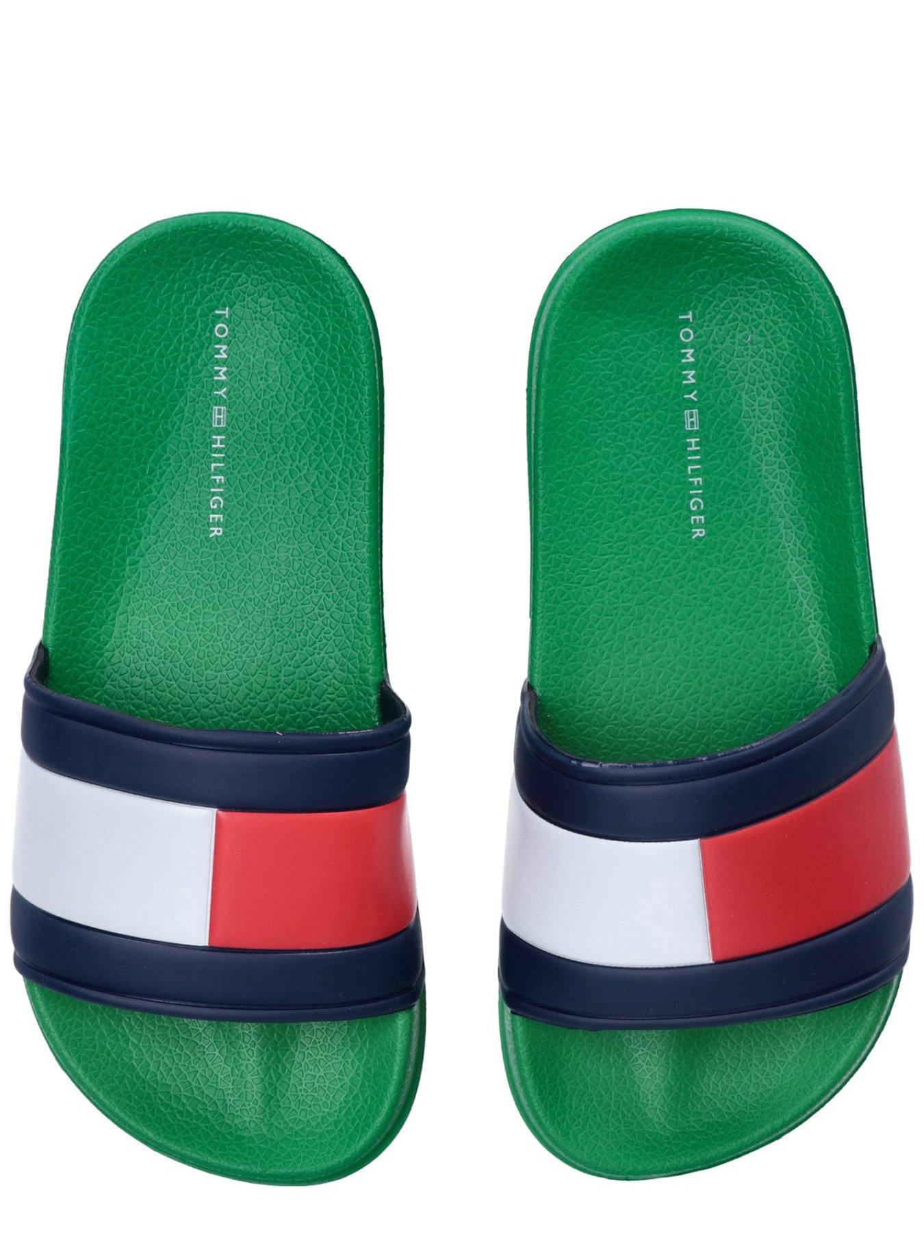 tommy-hilfiger-kids-flag-print-pool-sliders-greenoutfit