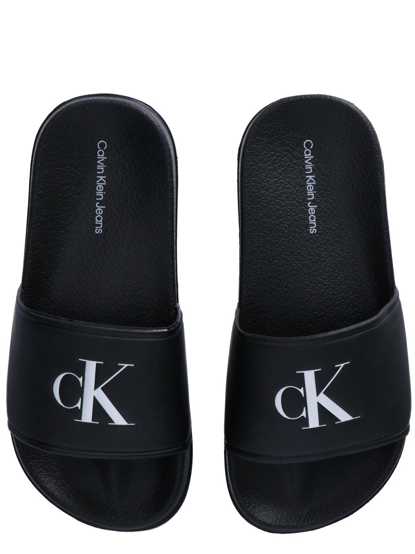 Image 3 of 4 of Calvin Klein Jeans Kids Logo Print Pool Sliders - Black