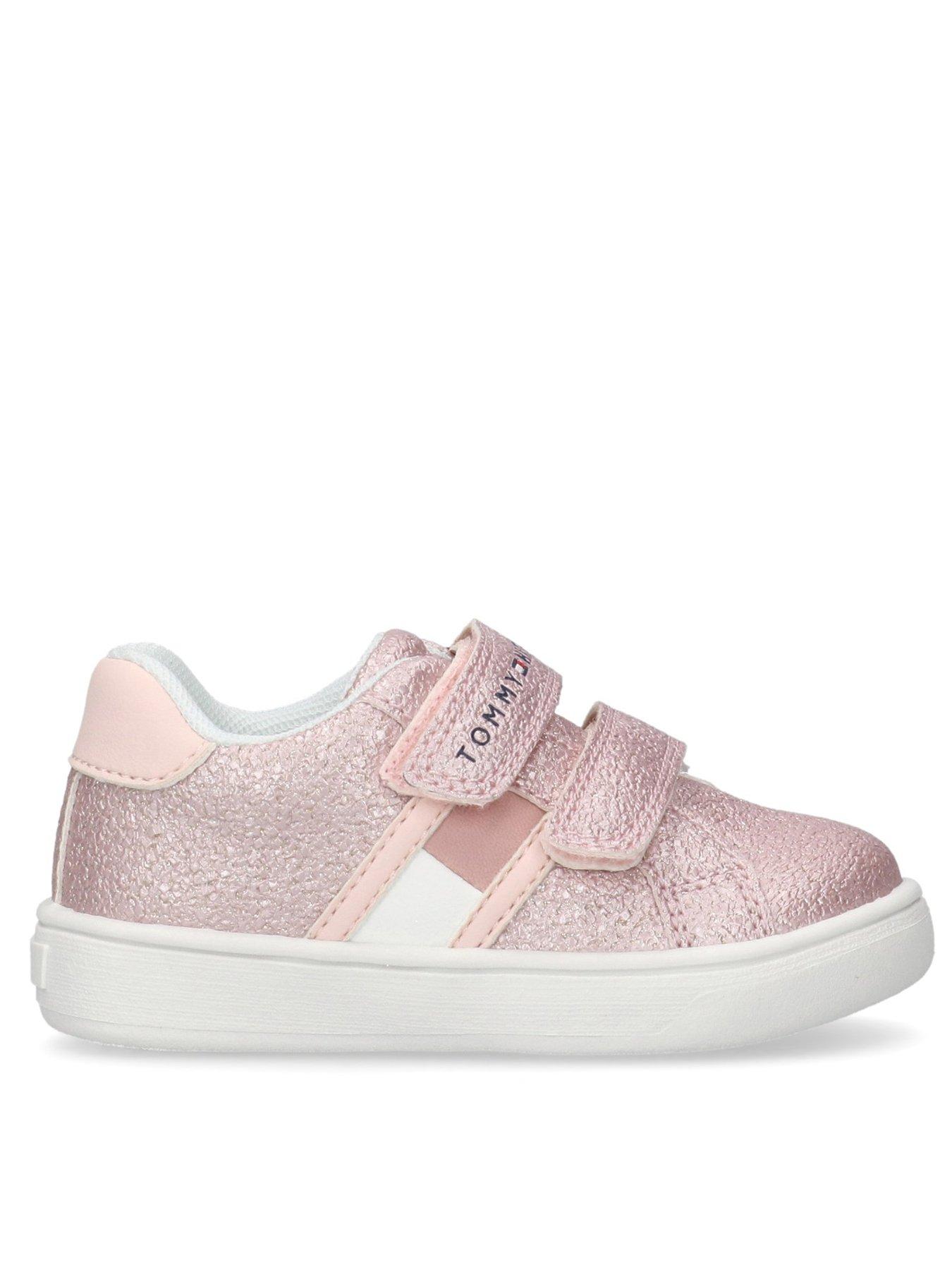 tommy-hilfiger-girls-logan-flag-low-cut-velcro-trainers-pink