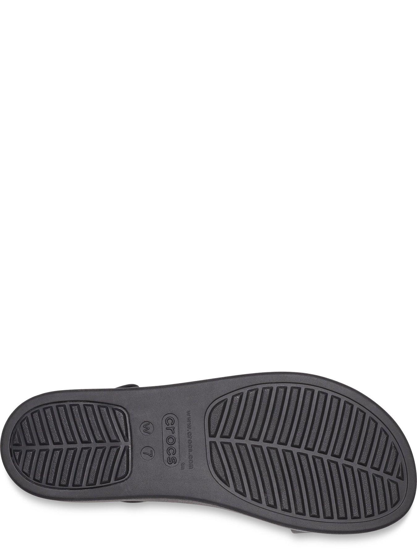 crocs-brooklyn-low-wedge-sandal-blackdetail