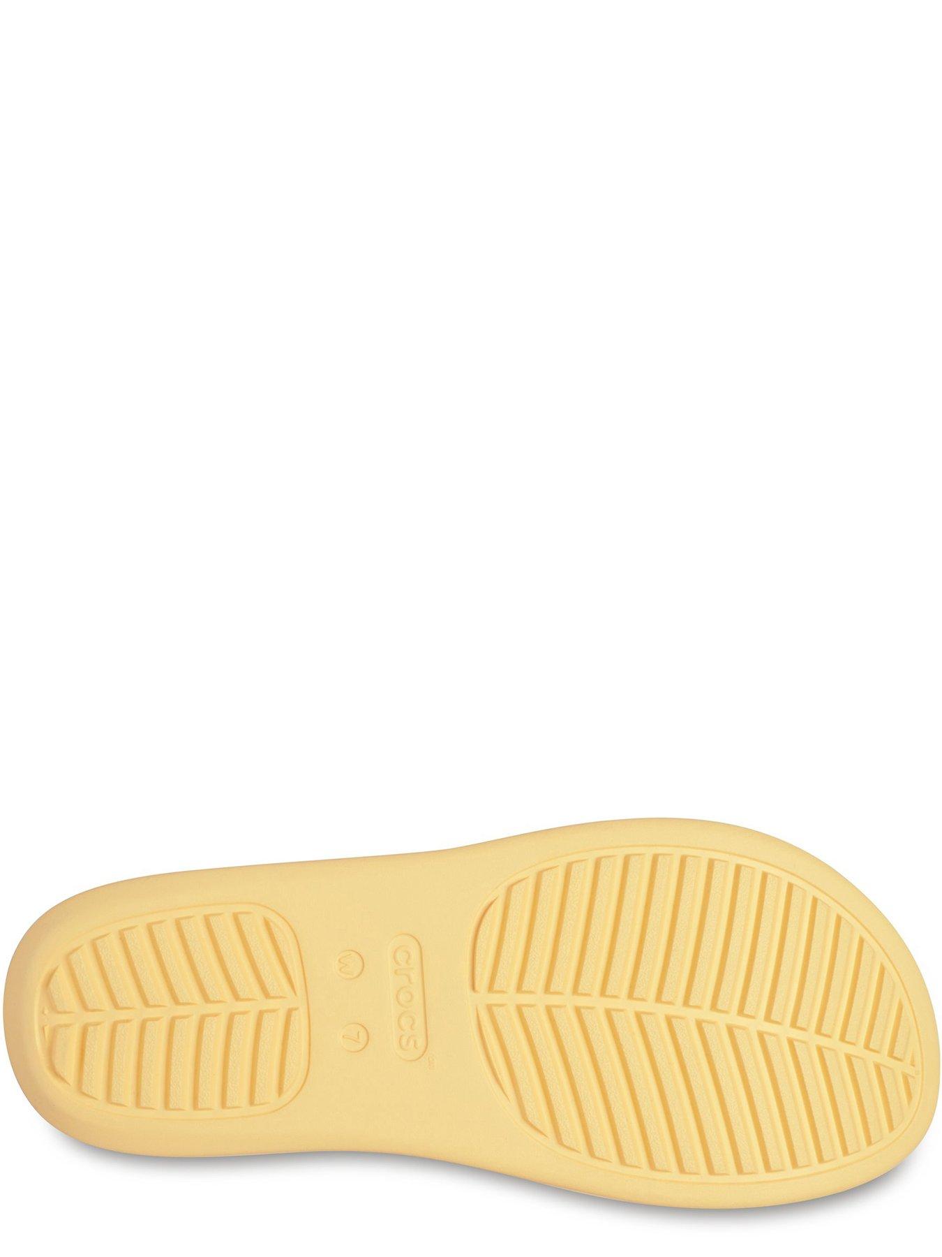 crocs-getaway-platform-toe-loop-sandal-orangedetail