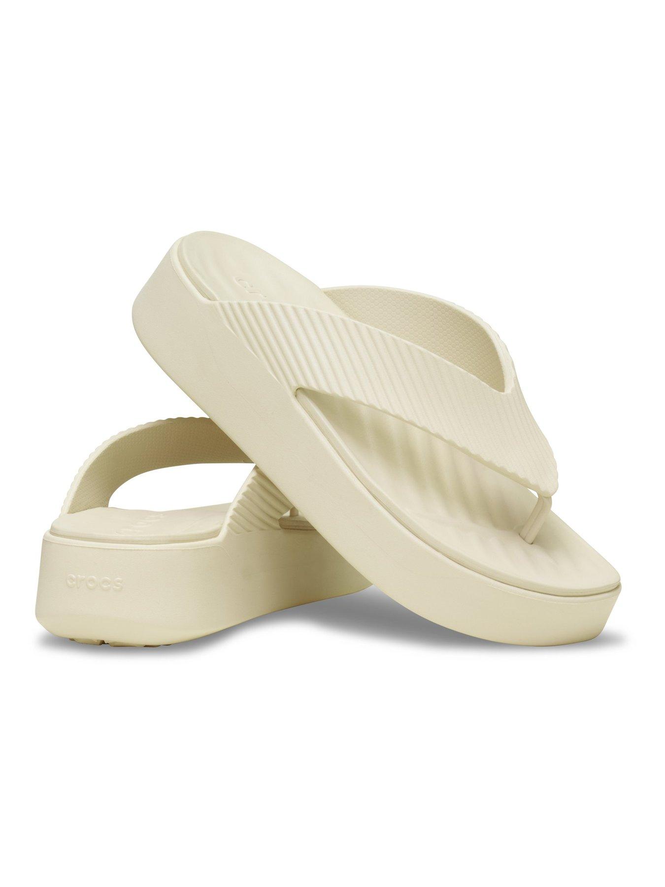 Image 6 of 6 of Crocs Getaway Groove Platform Flip Flop - Nude