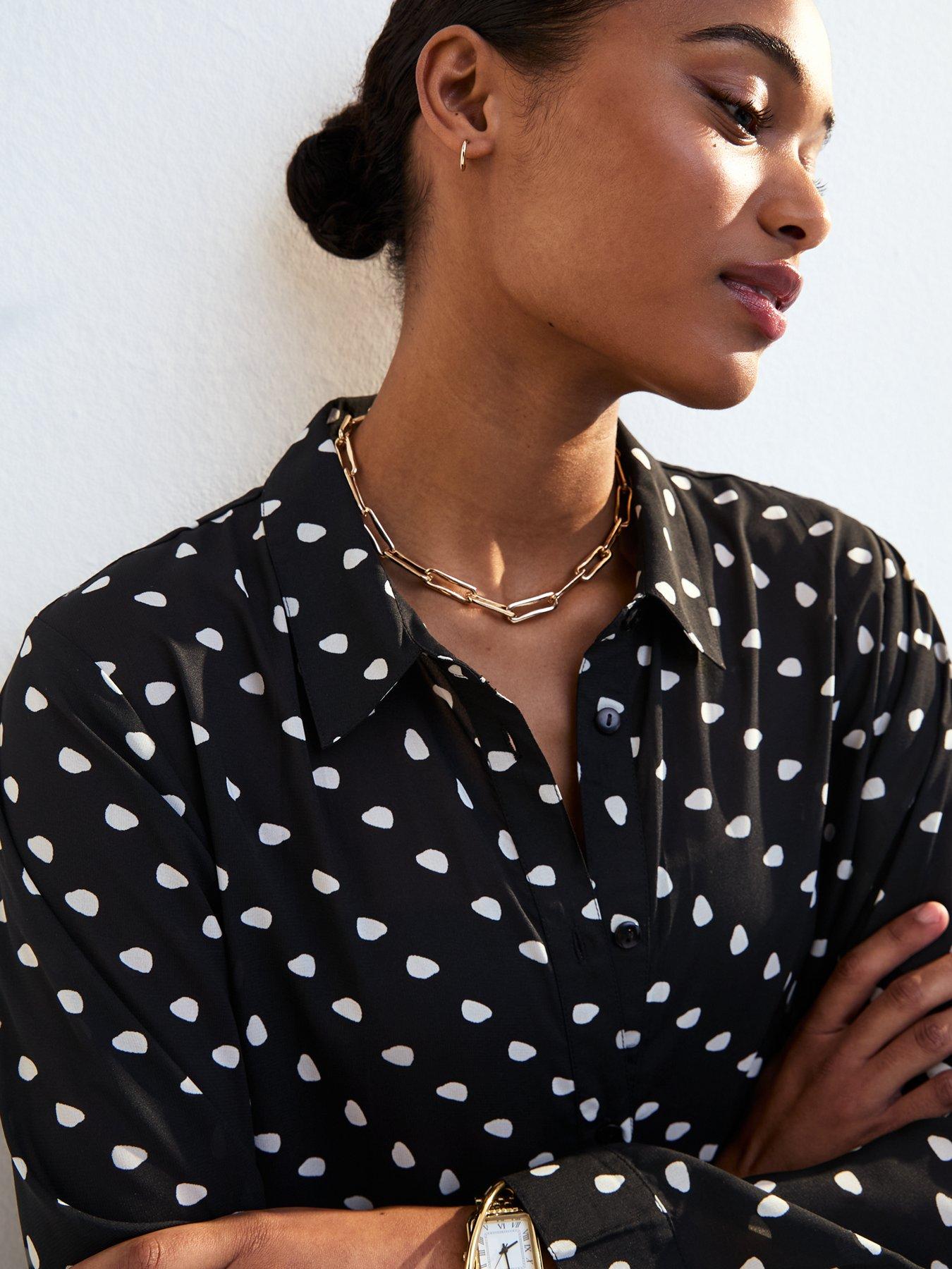 new-look-black-polka-dot-long-beach-shirtdetail