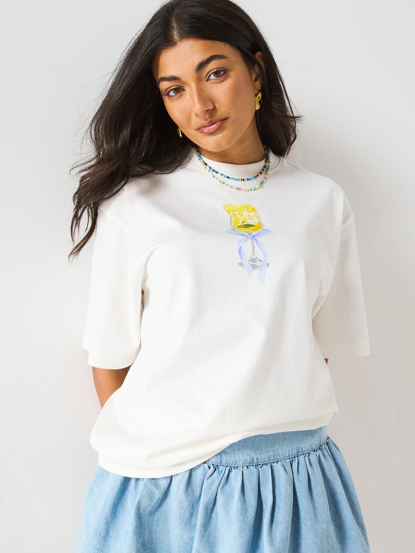 V by Very Cocktail Bow Oversized Graphic T-shirt - White