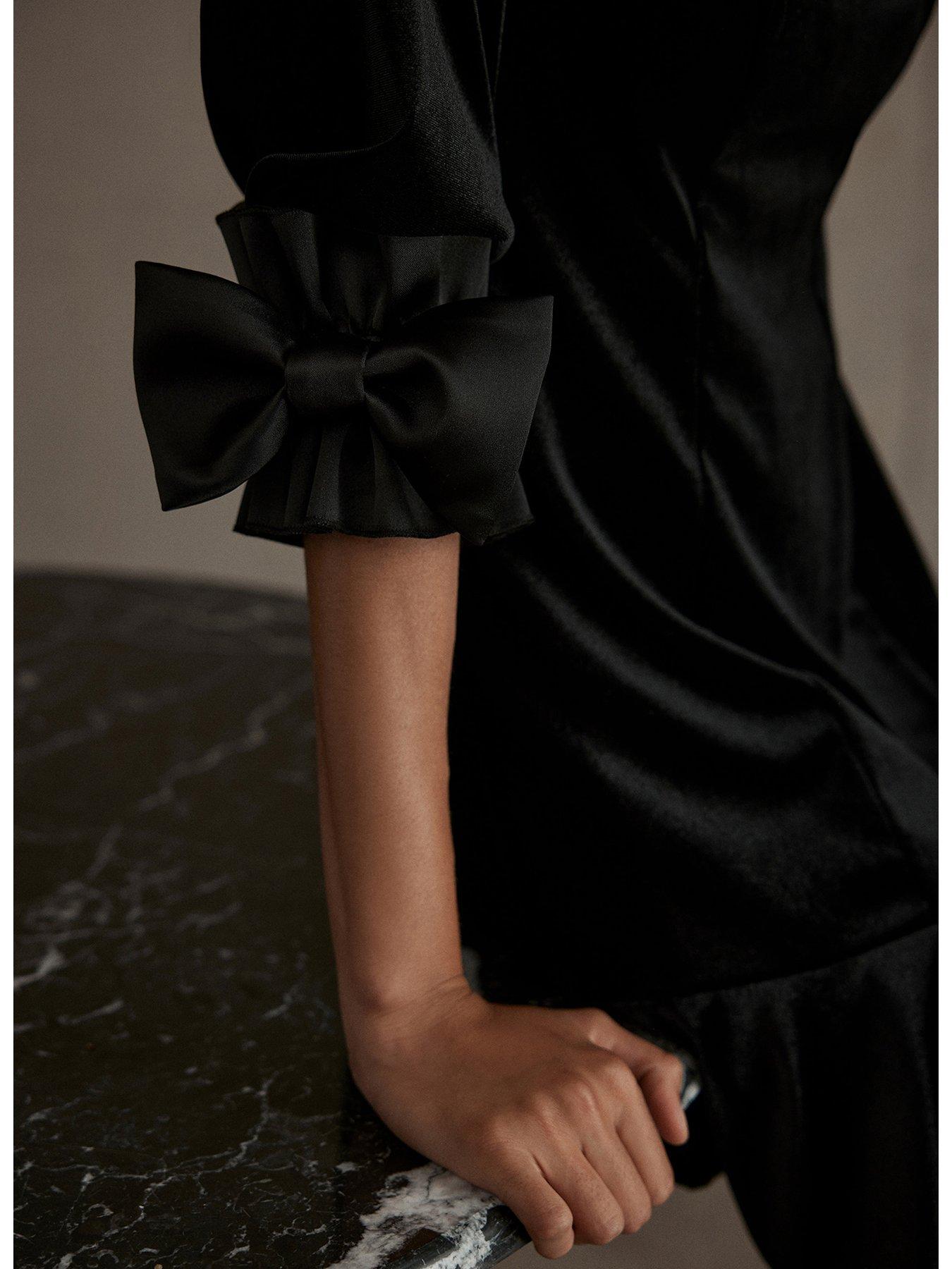 mint-velvet-black-bow-detail-velvet-mini-dressoutfit