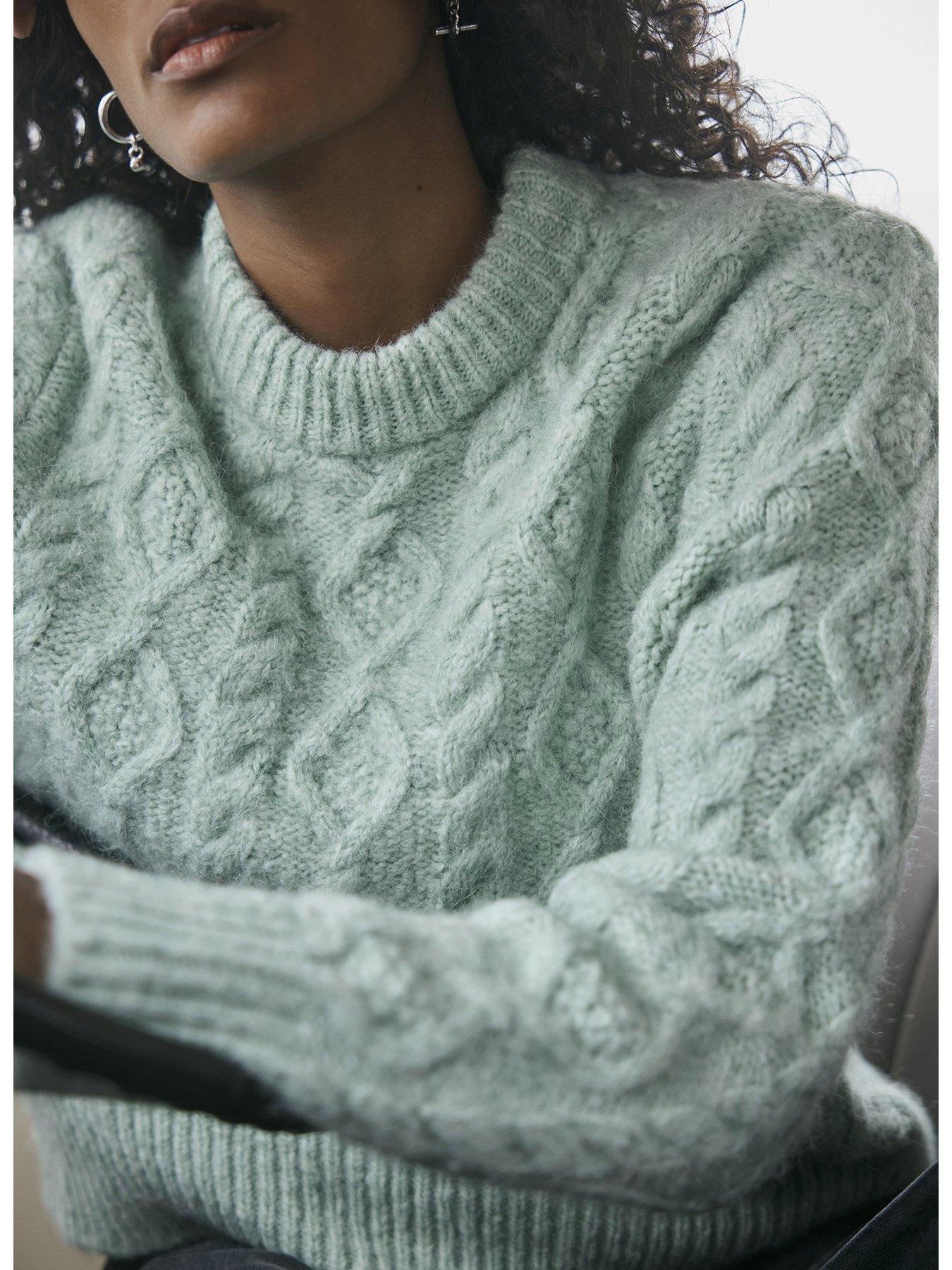 mint-velvet-green-cable-knit-jumperoutfit