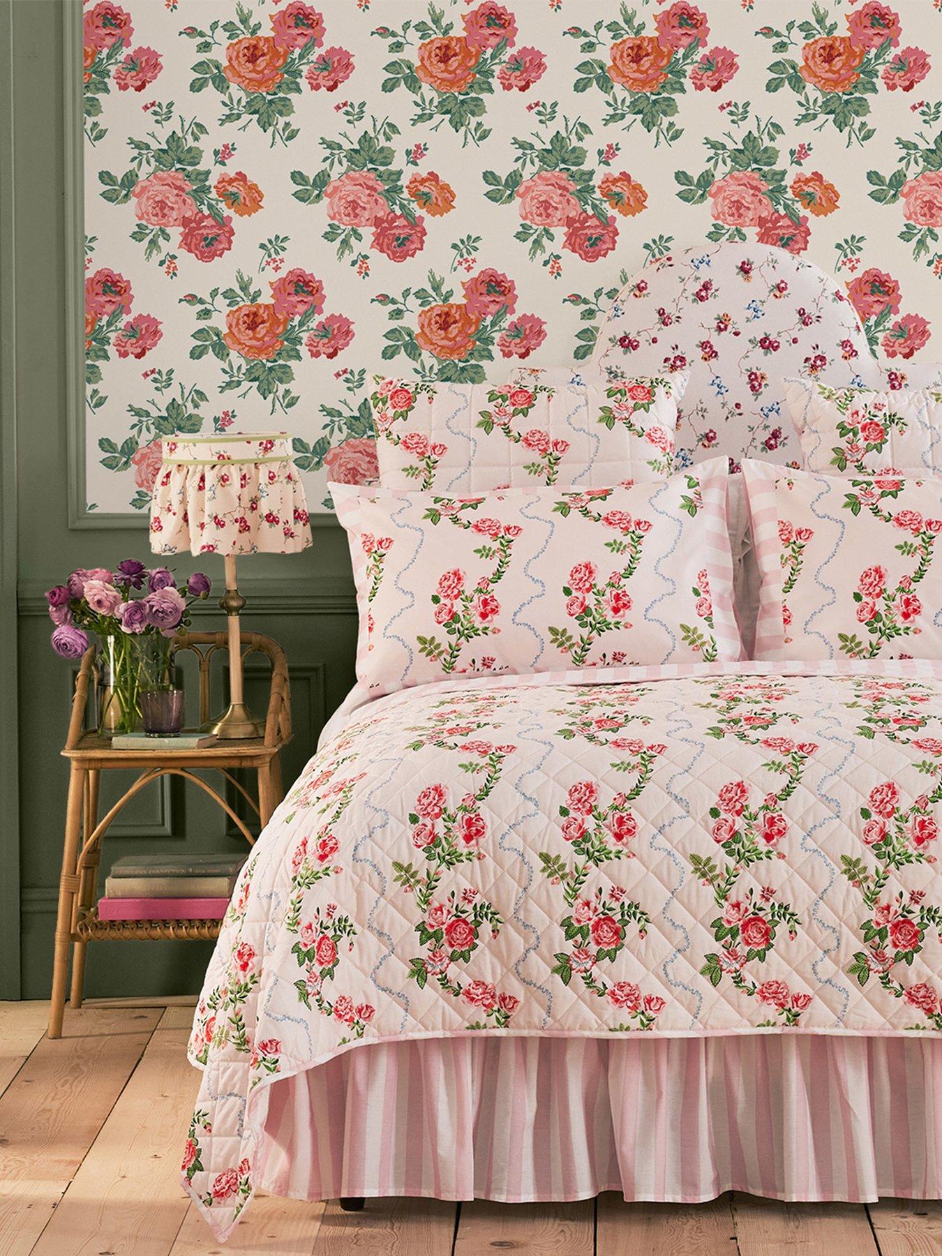 cath-kidston-archive-rose-pink-blooms-wallpaper