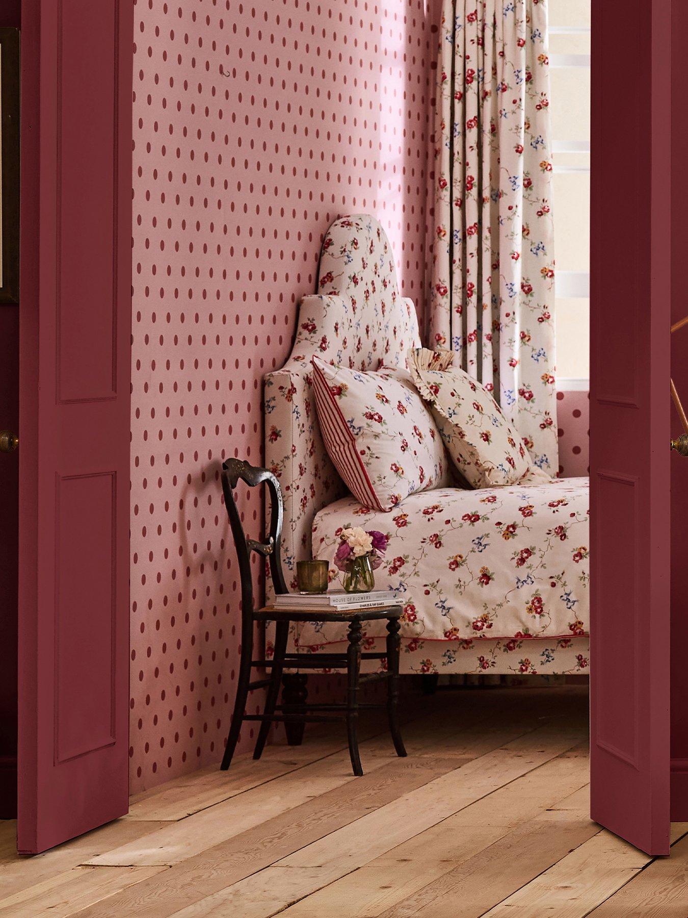 undefined Button Spot Pink & Red Wallpaper