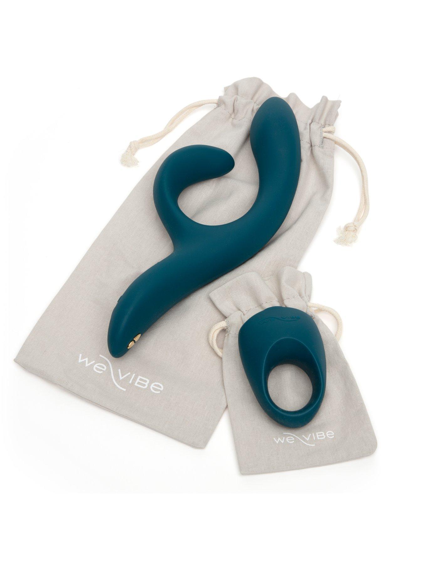 Image 4 of 7 of Lovehoney We-Vibe Date Night Gift Set