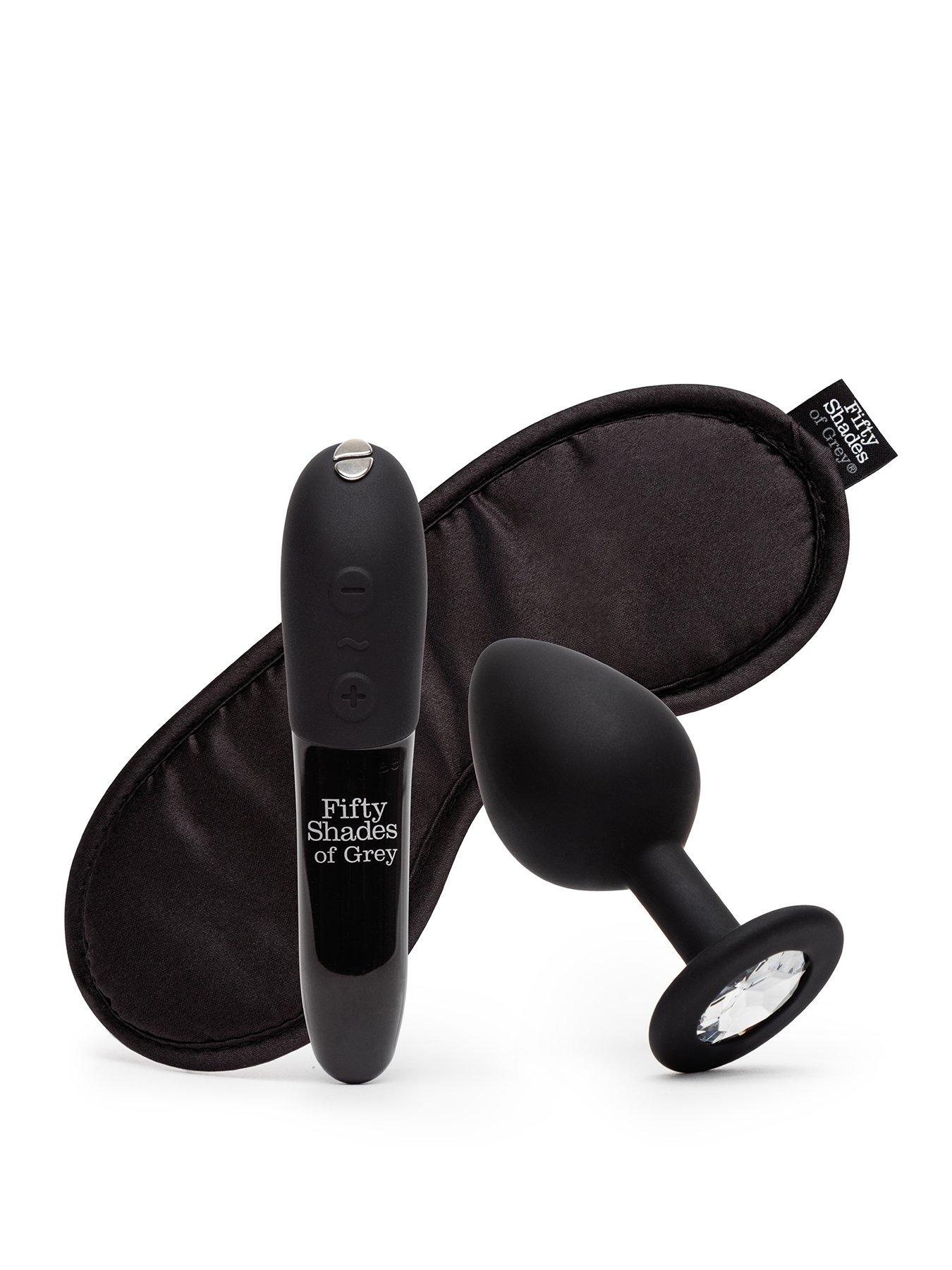 lovehoney-fifty-shades-of-grey-x-we-vibe-come-to-bed-couples-kit