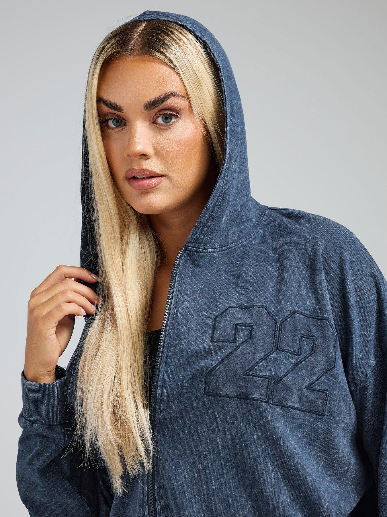 yours-curve-acid-wash-zipped-hoodie-blueoutfit