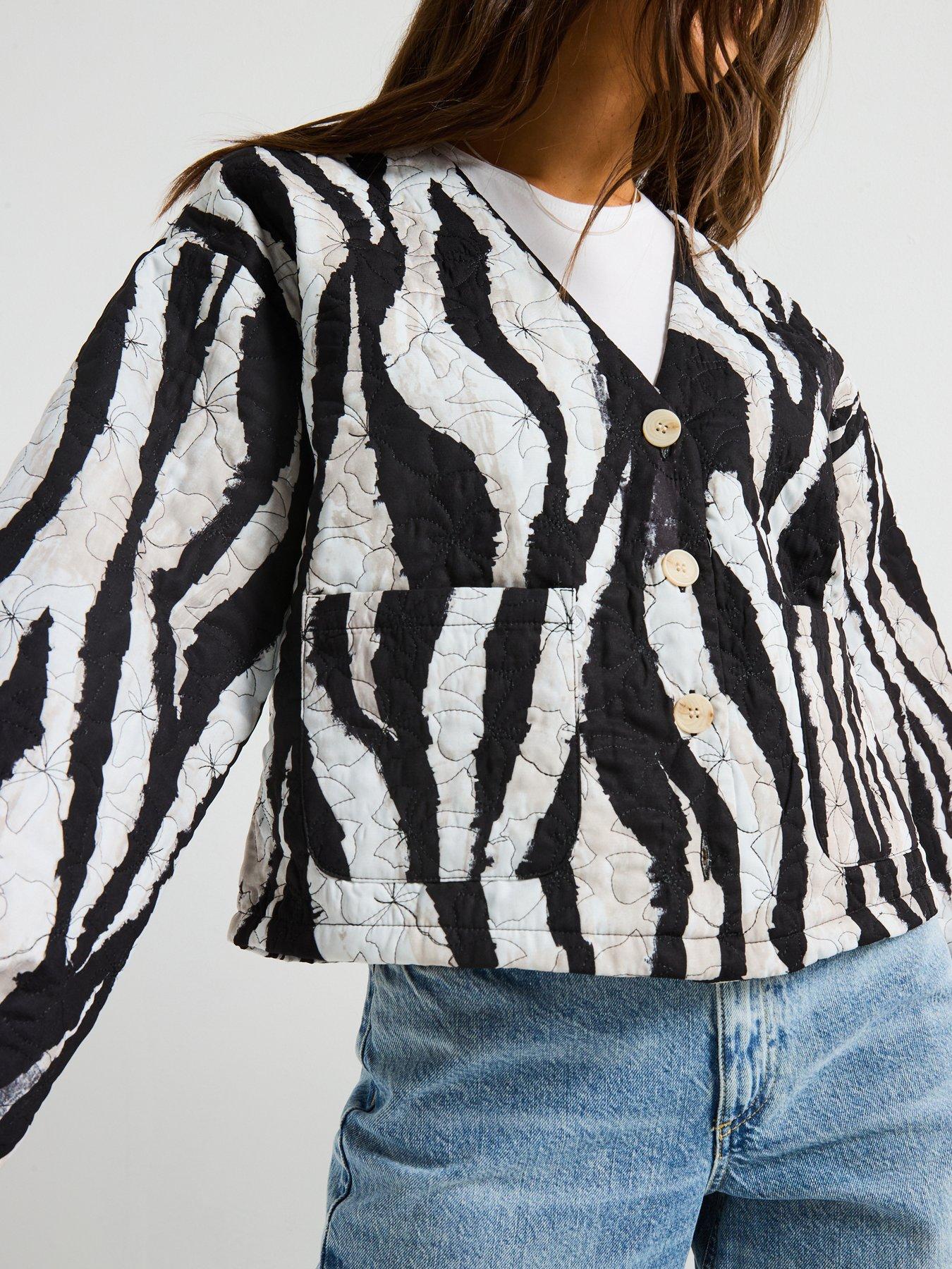 Image 4 of 4 of Vero Moda Lulu Long Sleeve Quilted Jacket - Black Stripe