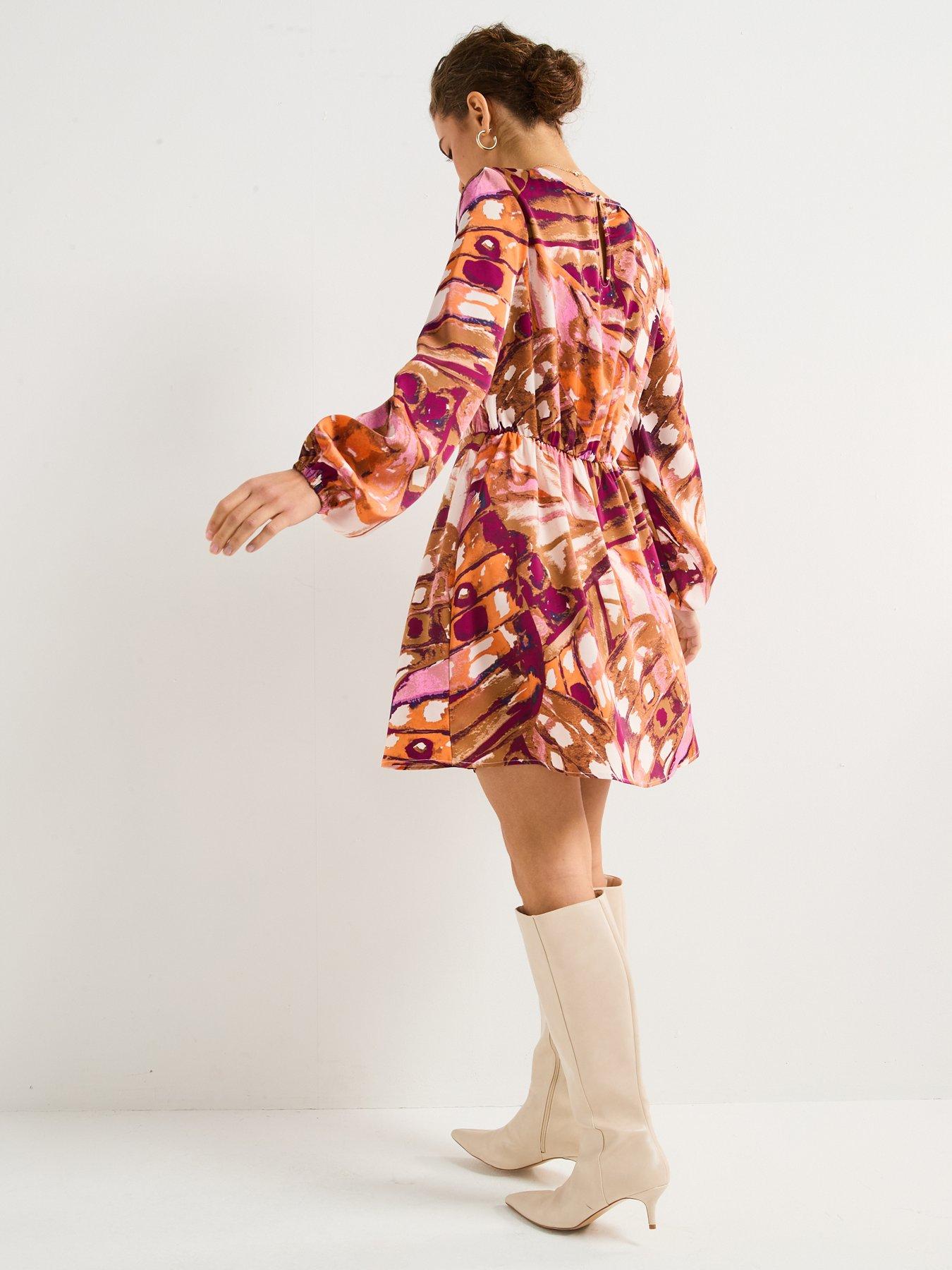 Image 6 of 6 of Vero Moda Linea Long Sleeve Short Woven Dress - Multi