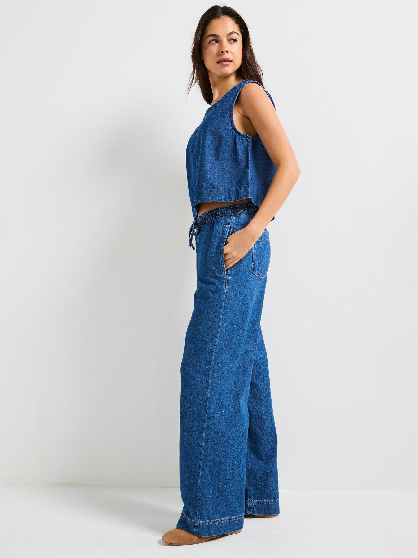 Image 4 of 4 of PIECES Tabi Mid Waist Pull Denim Trousers - Blue