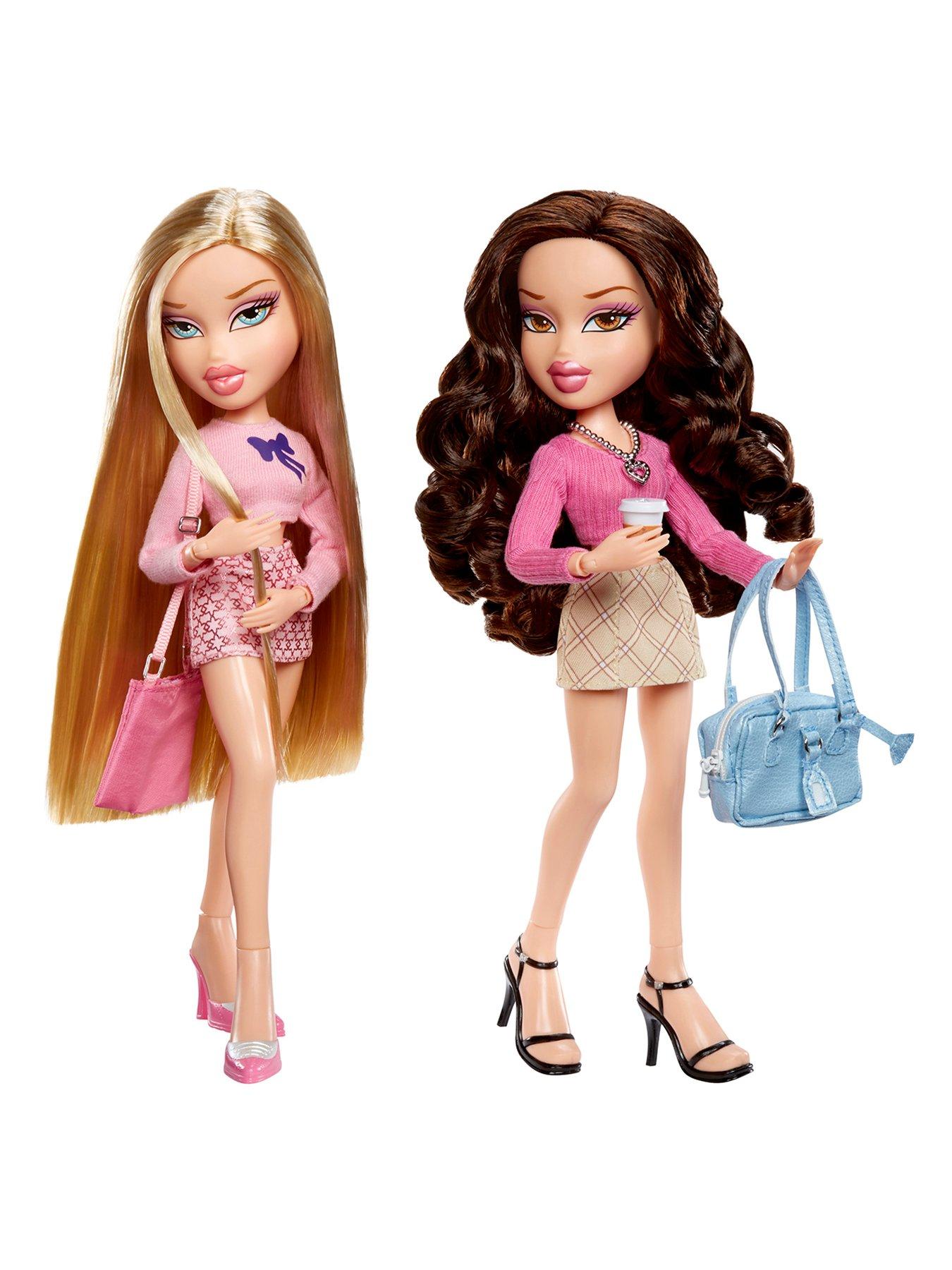 bratz-collector-mean-girls-2-pack-karengretchenoutfit