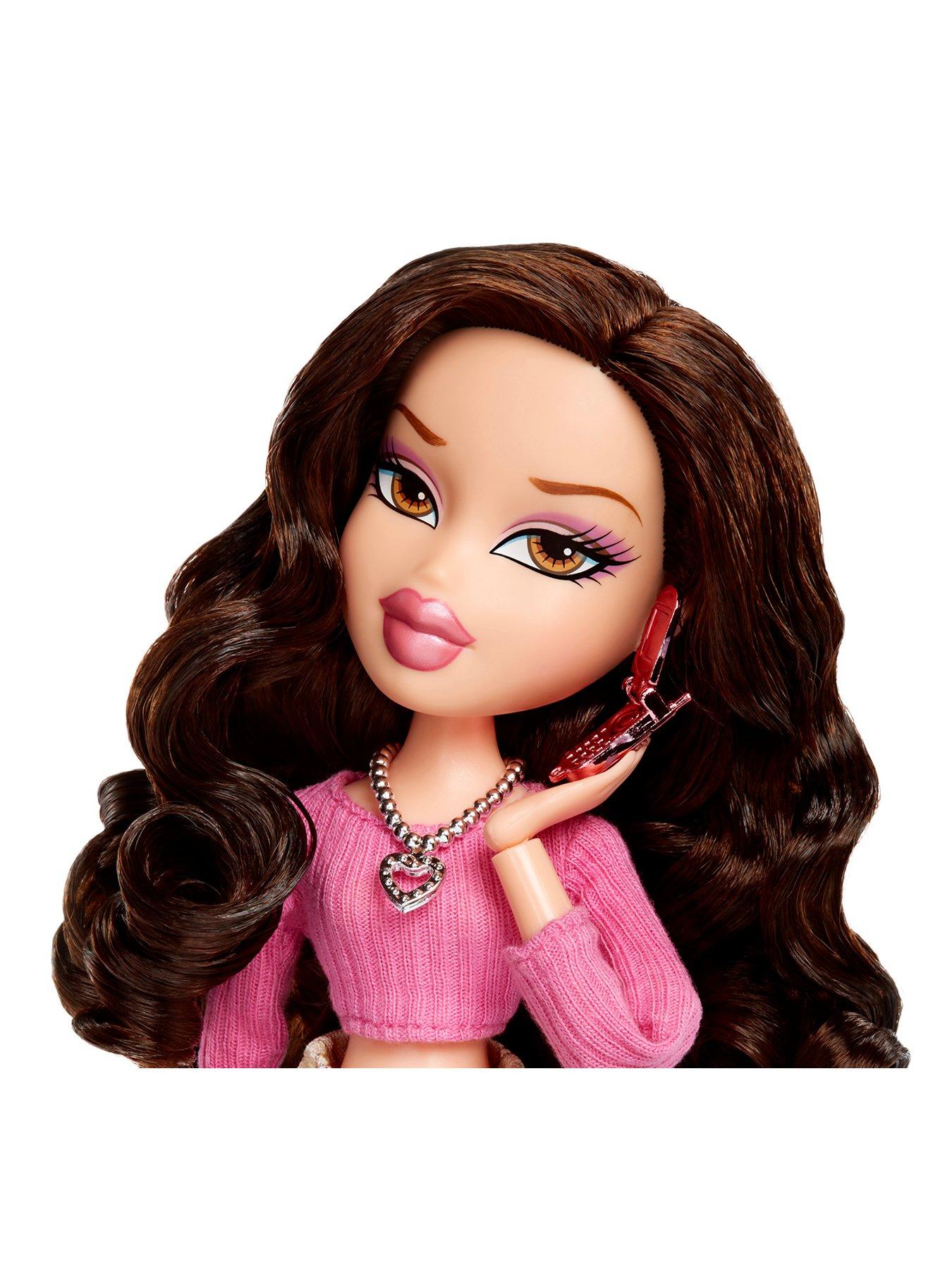 bratz-collector-mean-girls-2-pack-karengretchendetail