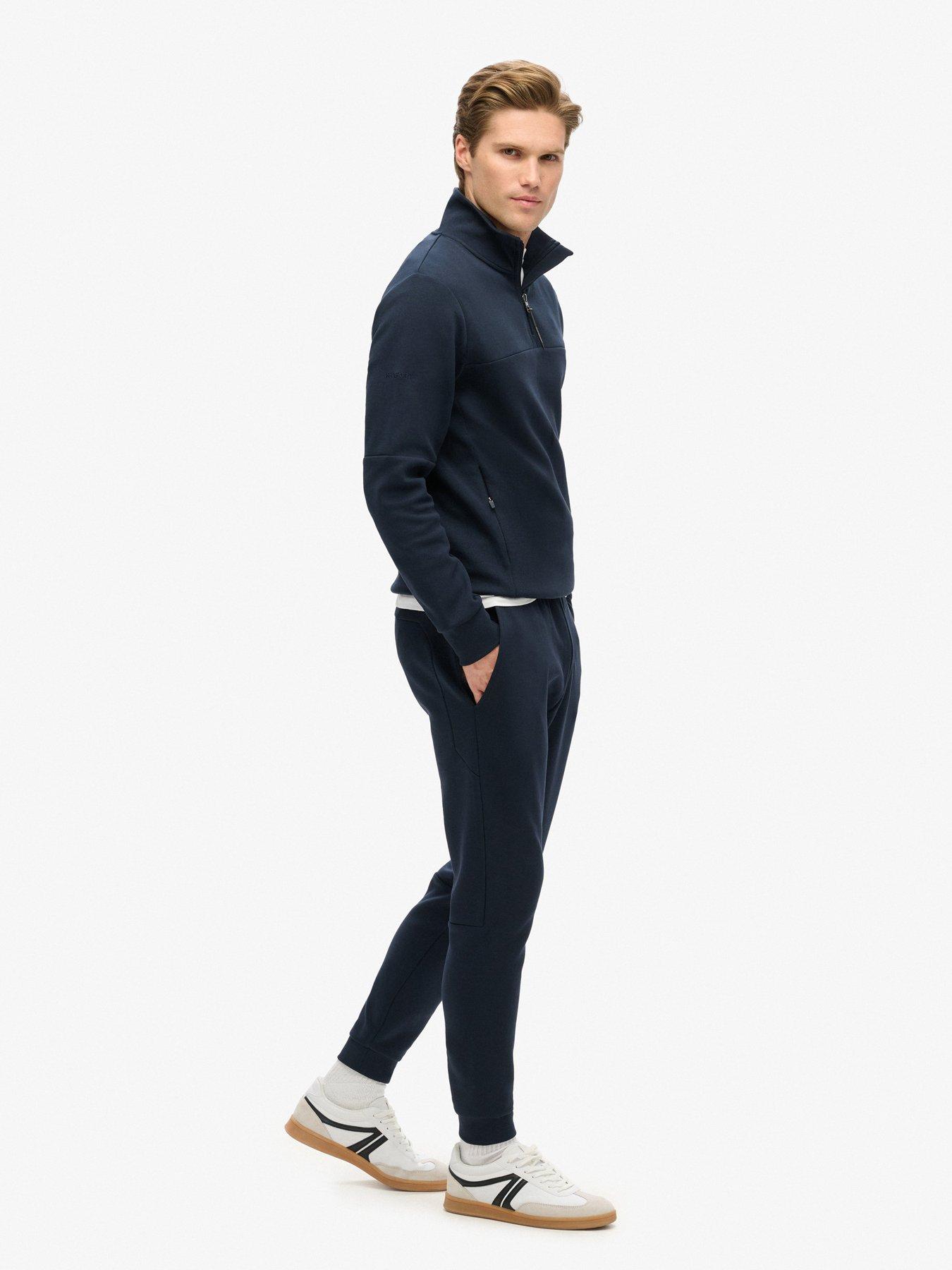 superdry-tech-tappered-joggers-navyoutfit