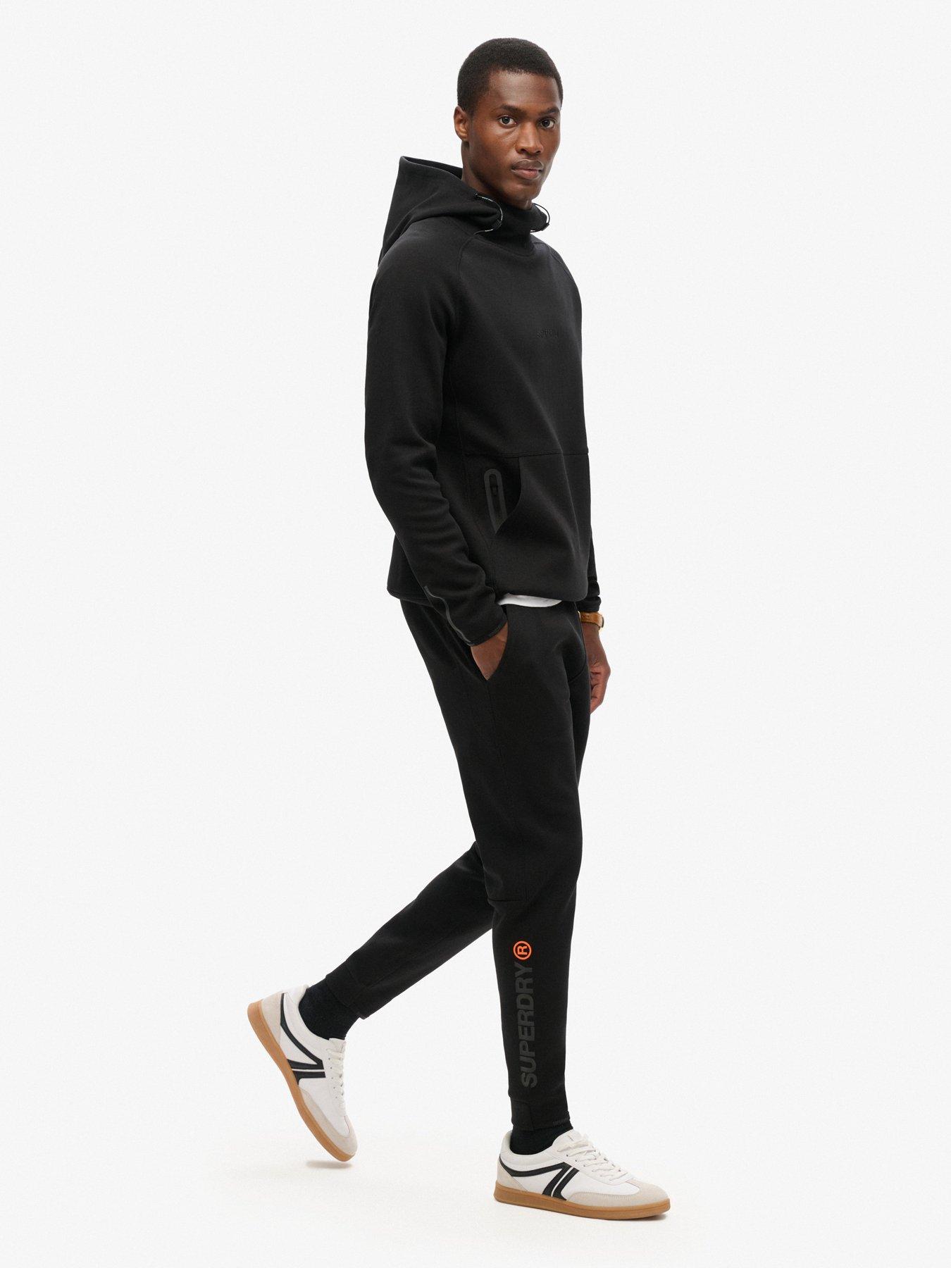 superdry-superdry-tech-tappered-joggers-blackoutfit