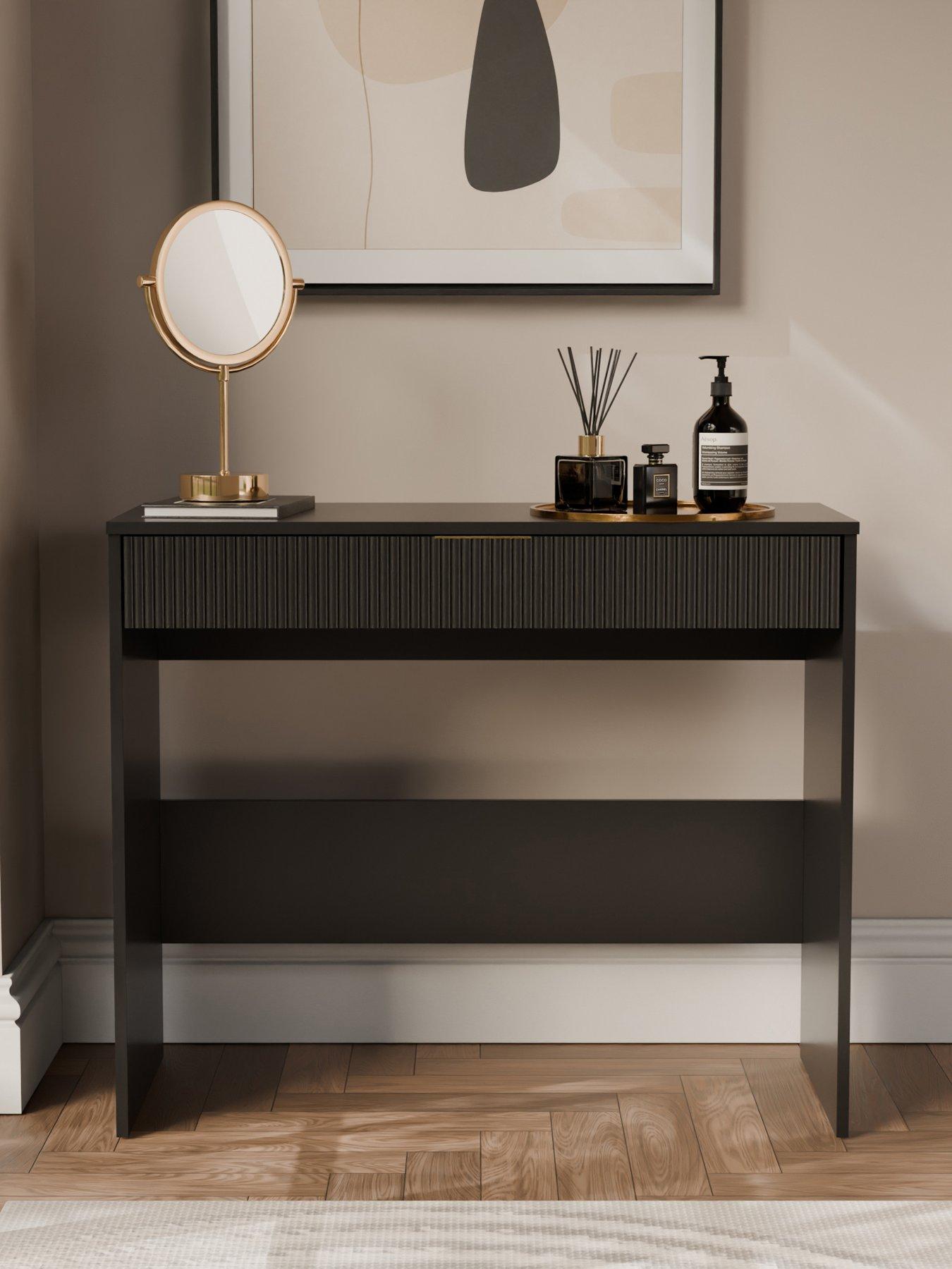 gfw-rankin-desk