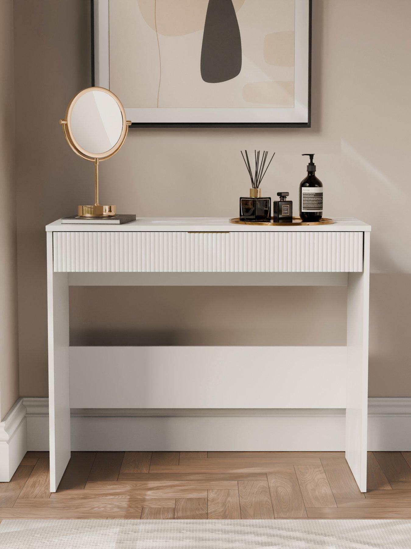 GFW Rankin Desk