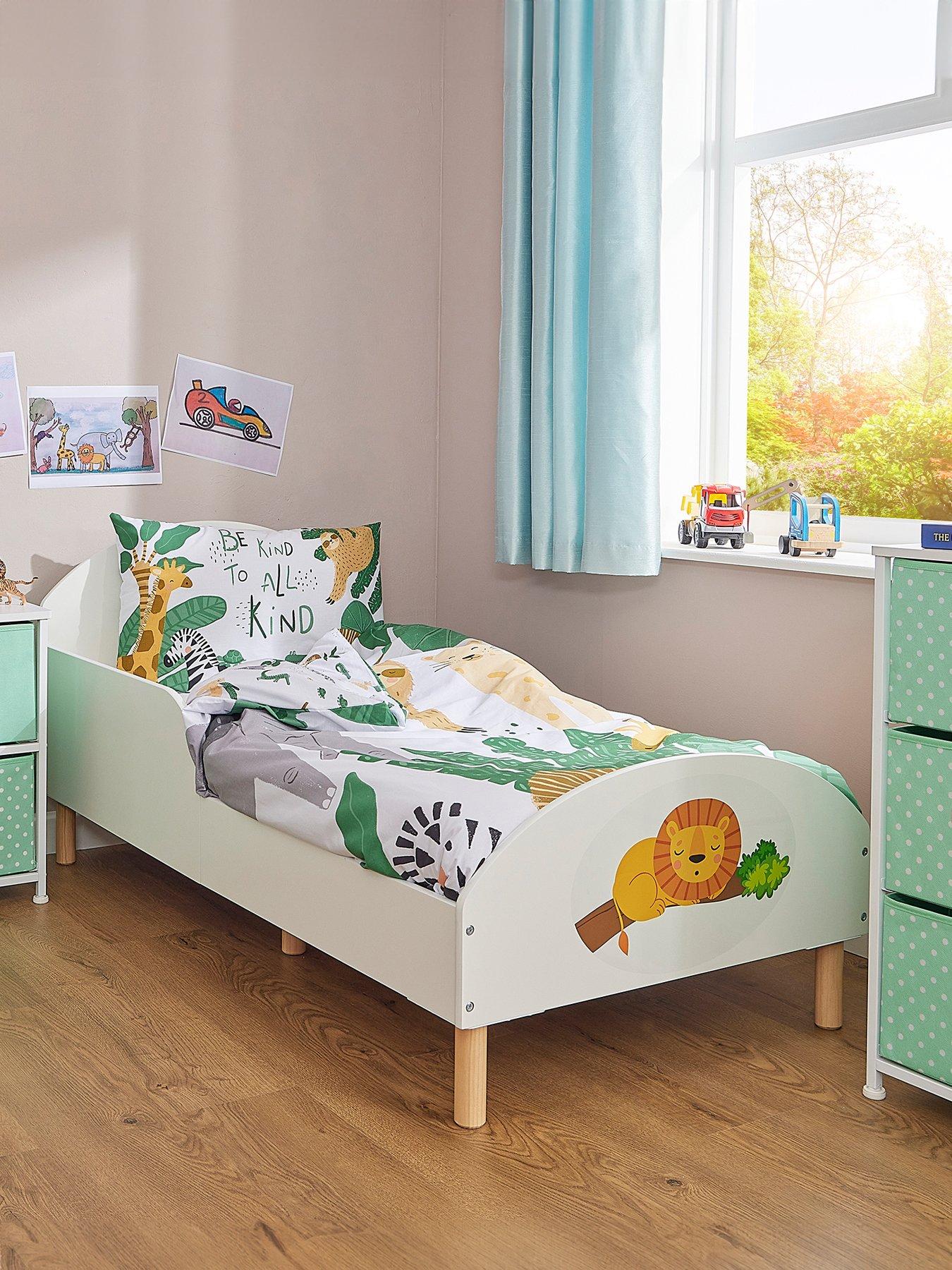 liberty-house-white-toddler-bed-with-lion-decaloutfit