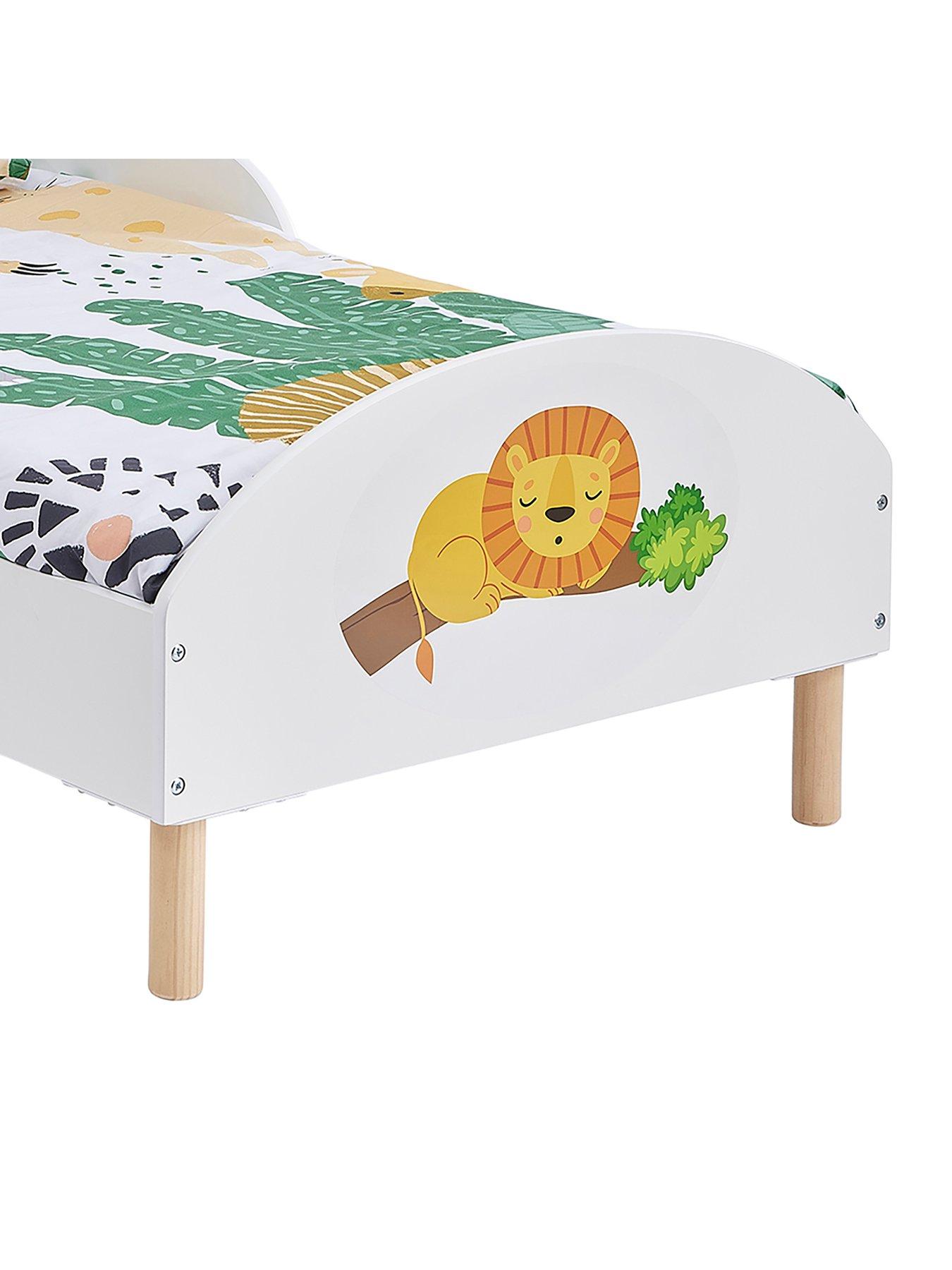 liberty-house-white-toddler-bed-with-lion-decaldetail