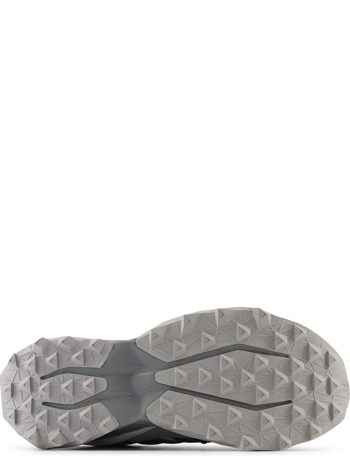 new-balance-mens-trail-running-tektrel-trainers-greydetail
