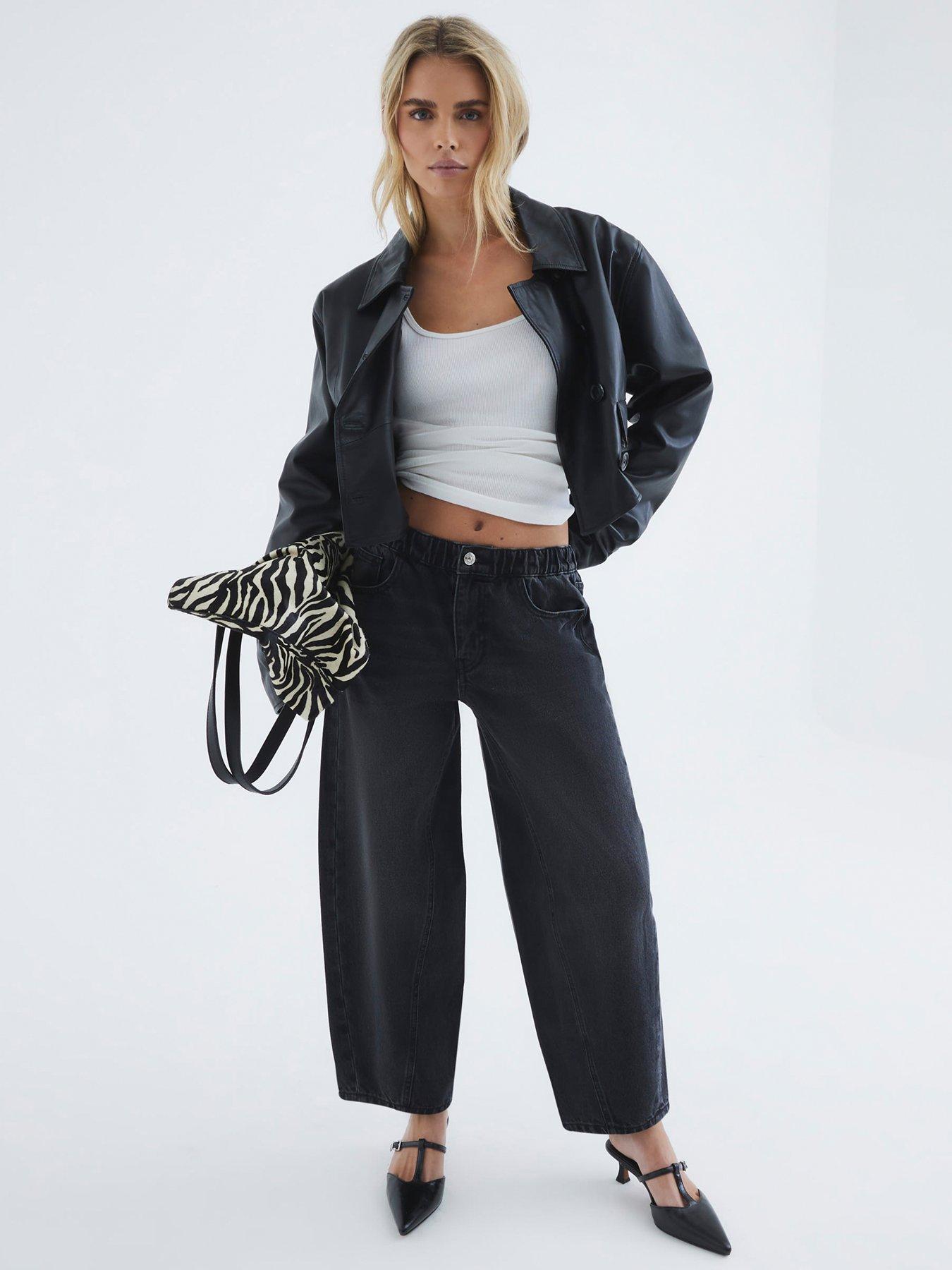 Image 2 of 4 of River Island Petite Elasticated Barrel Leg Jeans - Black