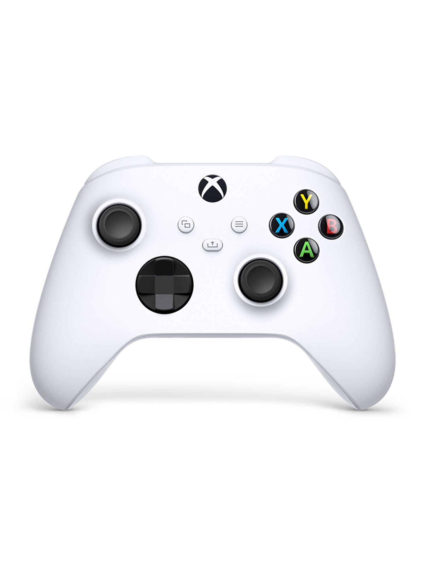 xbox-gaming-bundle-amazon-fire-tv-stick-4k-xbox-white-controller-ampnbspgame-pass-ultimate-1-monthnbsp-membershipoutfit
