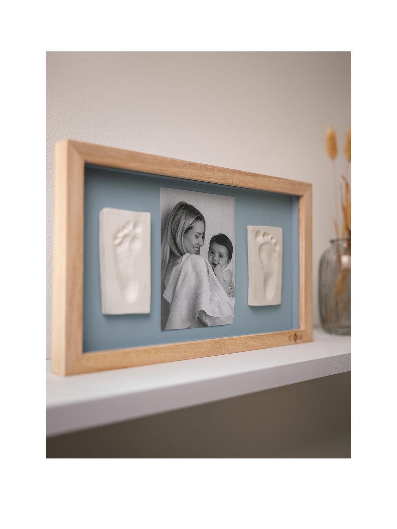 petit-artichaut-2-prints-frame-blue-abstract-baby-and-family-gift-and-framestillFront