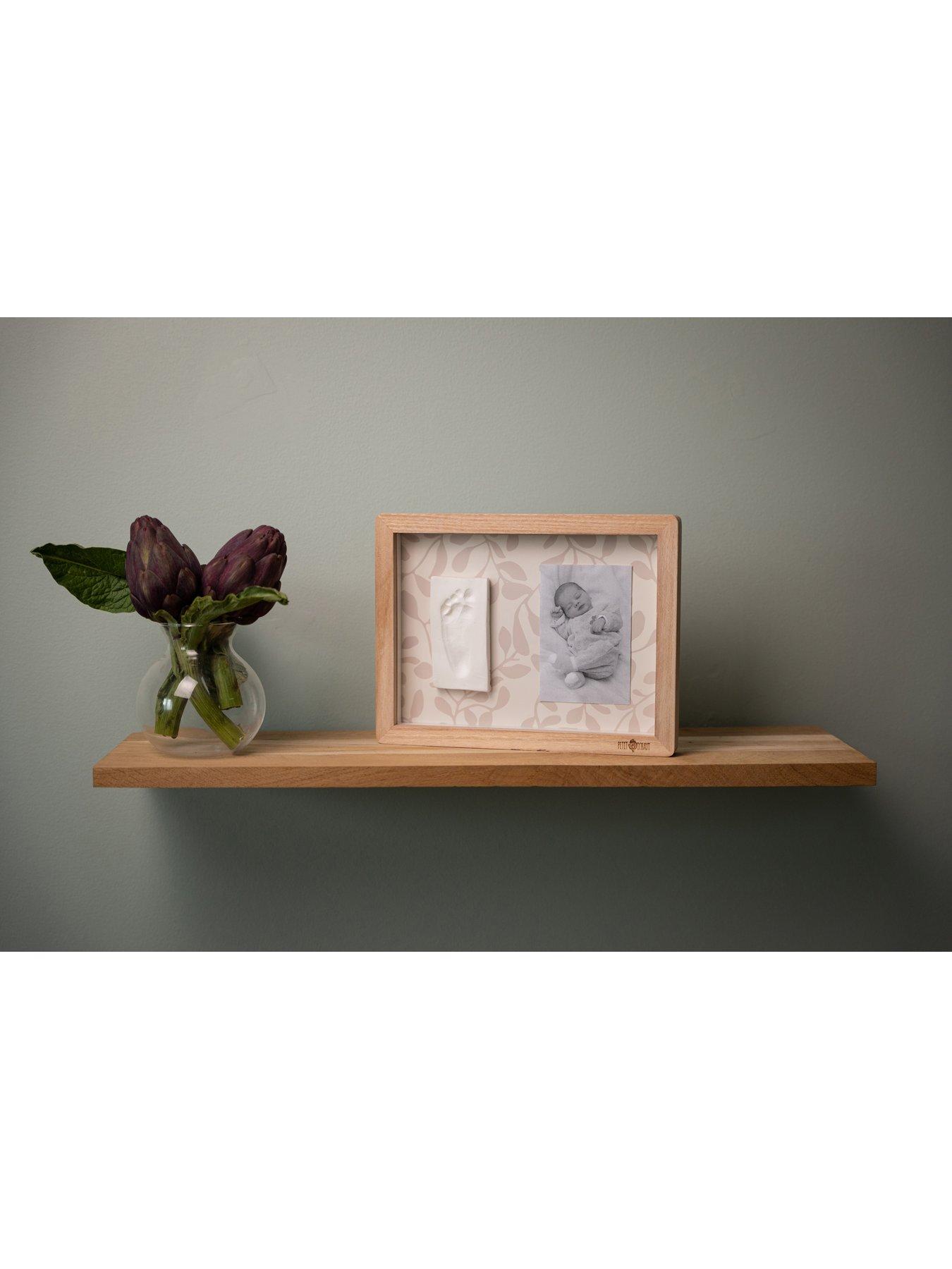 petit-artichaut-classic-frame-ivy-grey-baby-and-family-gift-and-framedetail