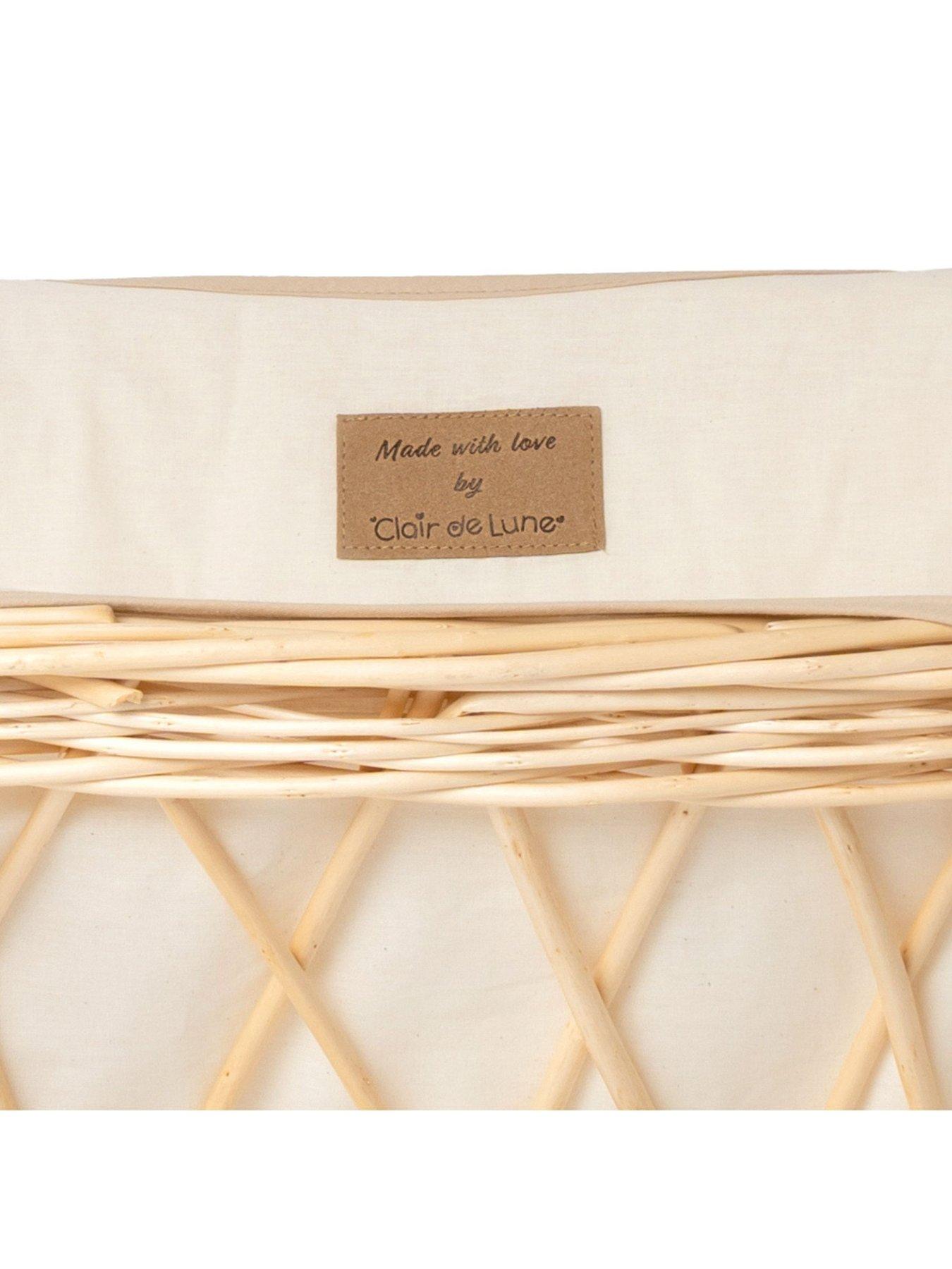 clair-de-lune-organic-wicker-moses-basket-cream-with-rocking-standoutfit