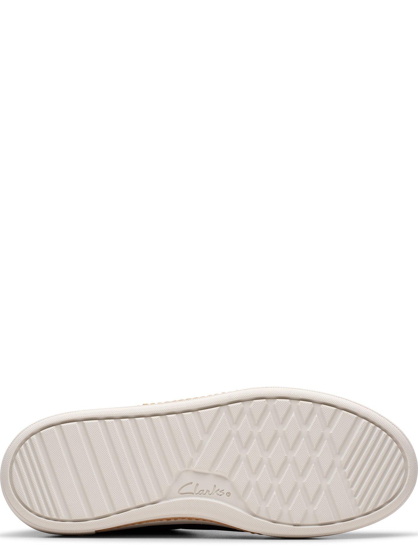 Image 5 of 7 of Clarks Hollyhock Zip Trainer - Black