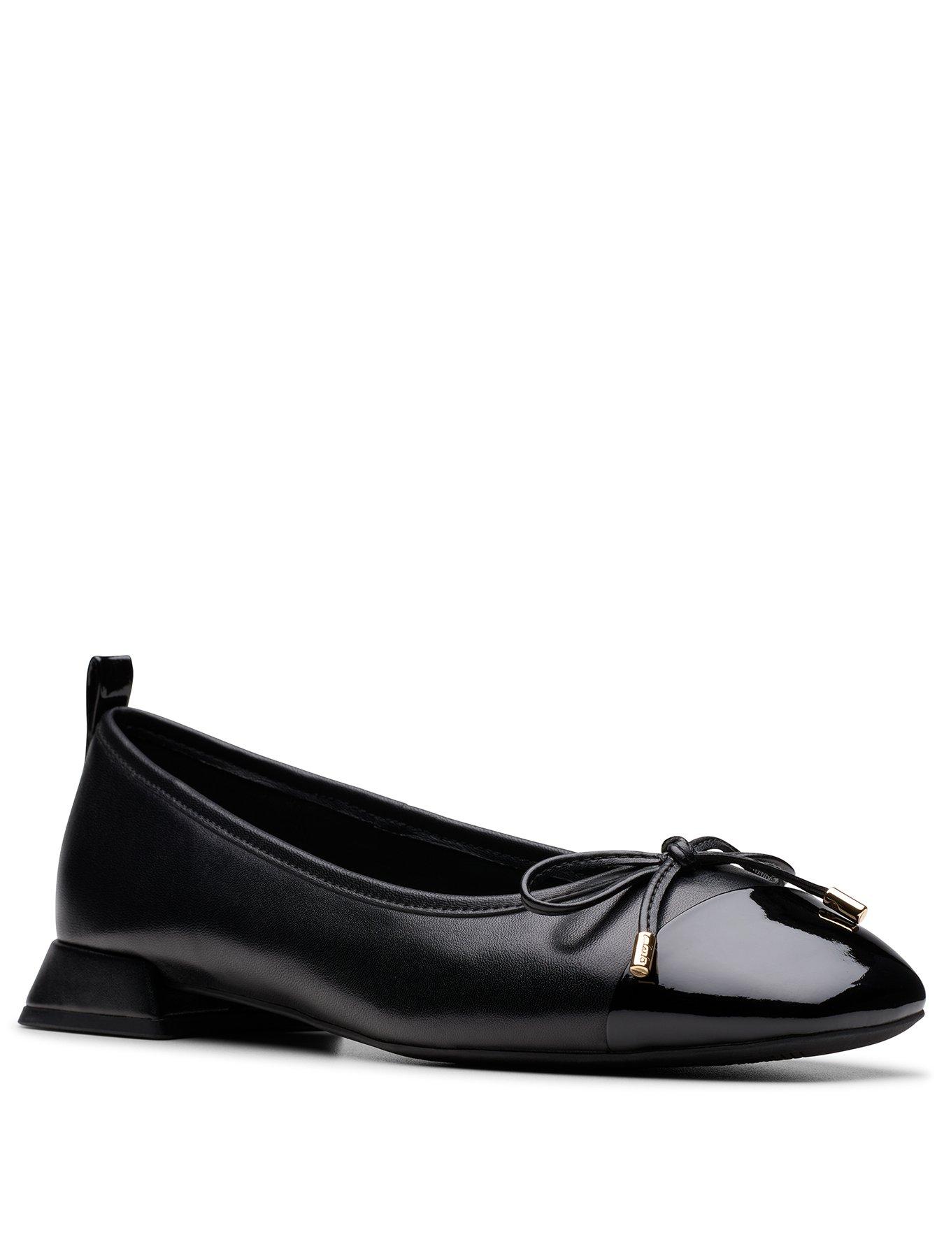 Image 2 of 7 of Clarks Ubree 15 Poppy Leather Ballerina - Black