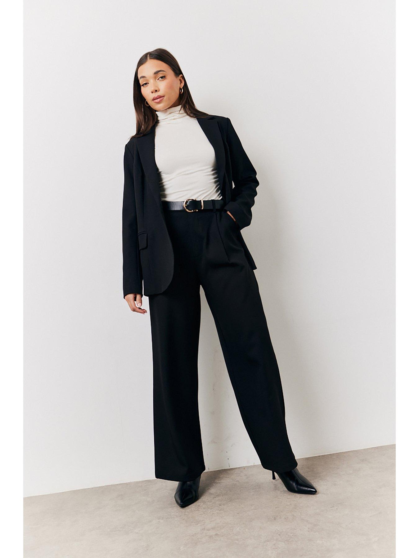 Image 3 of 4 of In The Style Relaxed Pocket Detail Blazer - Black
