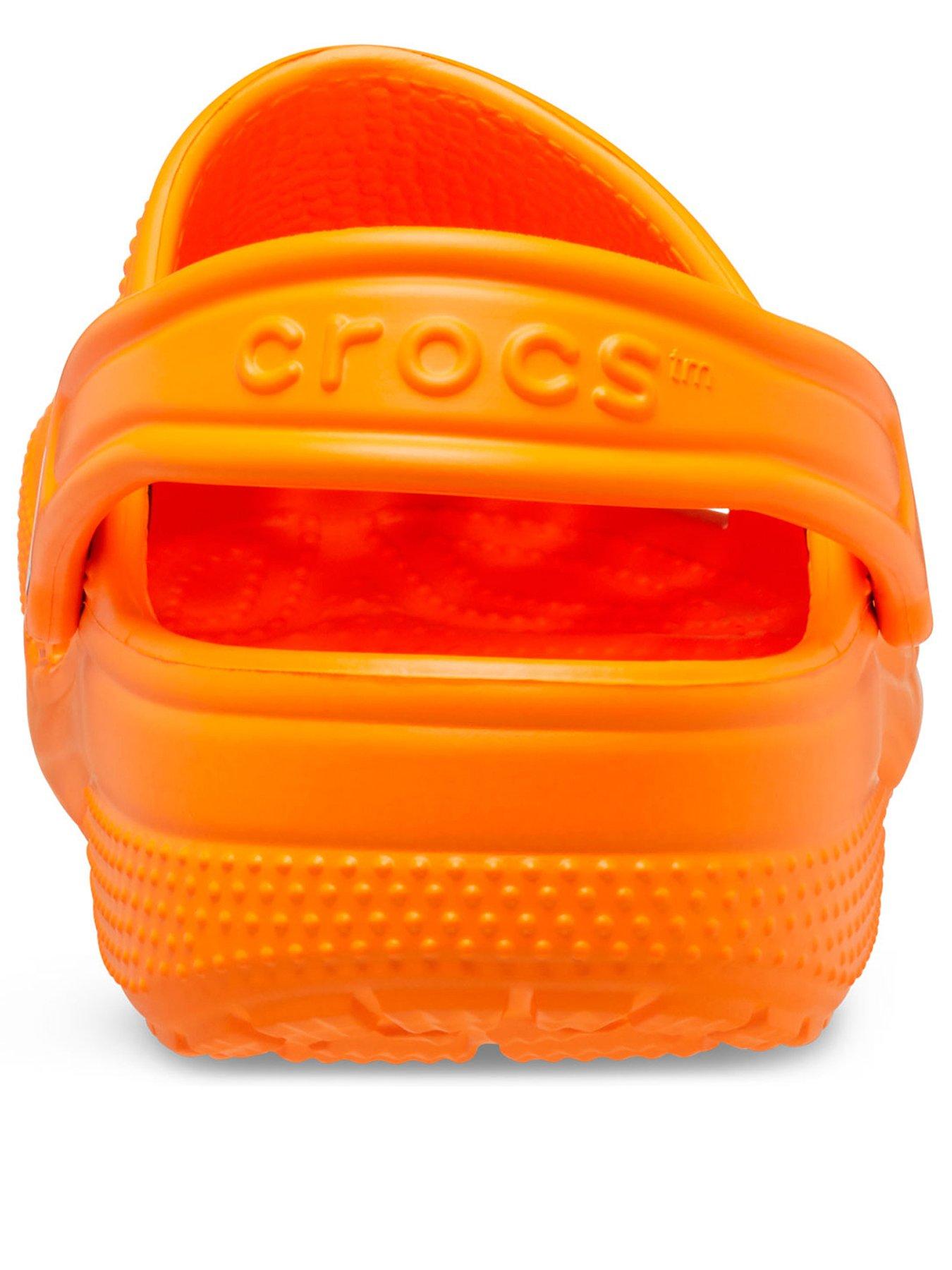 crocs-classic-clog-t-orangeback